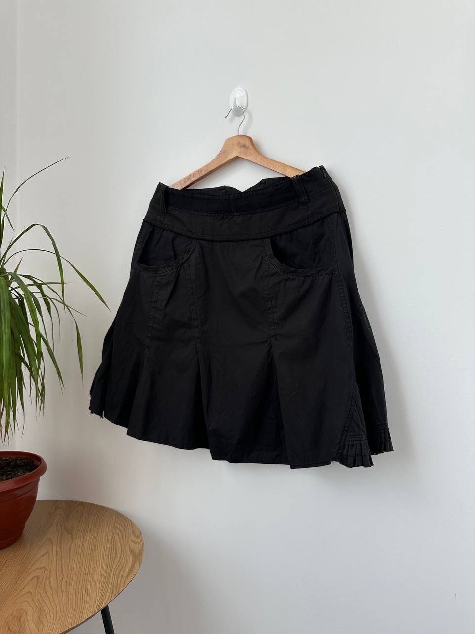 Japanese Brand × Vintage Vintage IKKS Womens Black Avant Garde Cargo Black Mini Skirt Size 30" / US 8 / IT 44 - 5 Thumbnail
