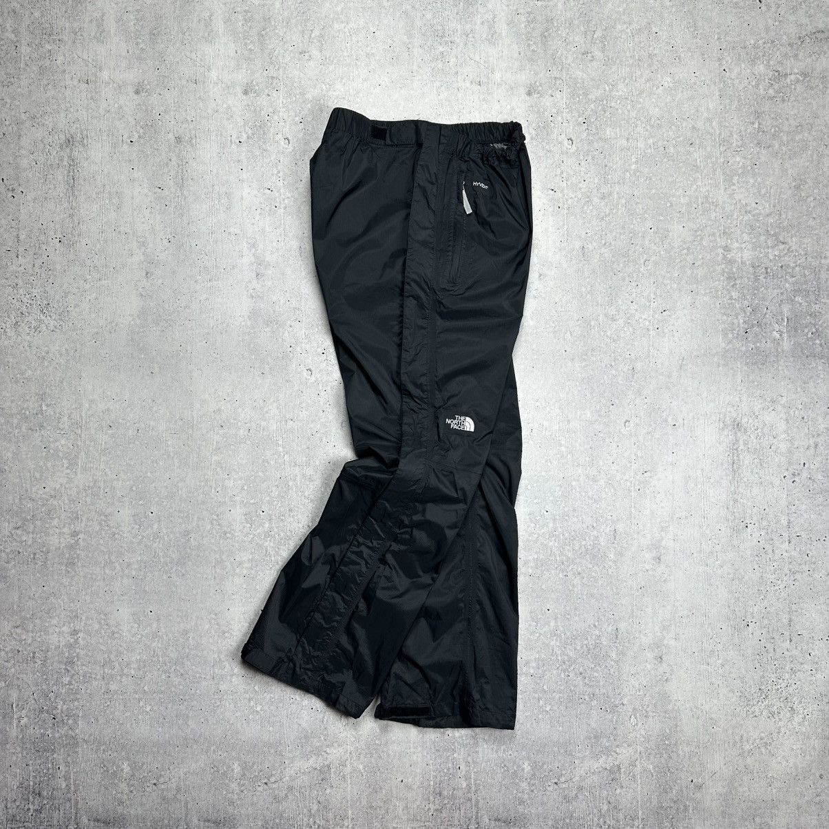 The North Face Vintage The North Face Hyvent Nylon Pants size XL Size US 36 / EU 52 - 15 Thumbnail