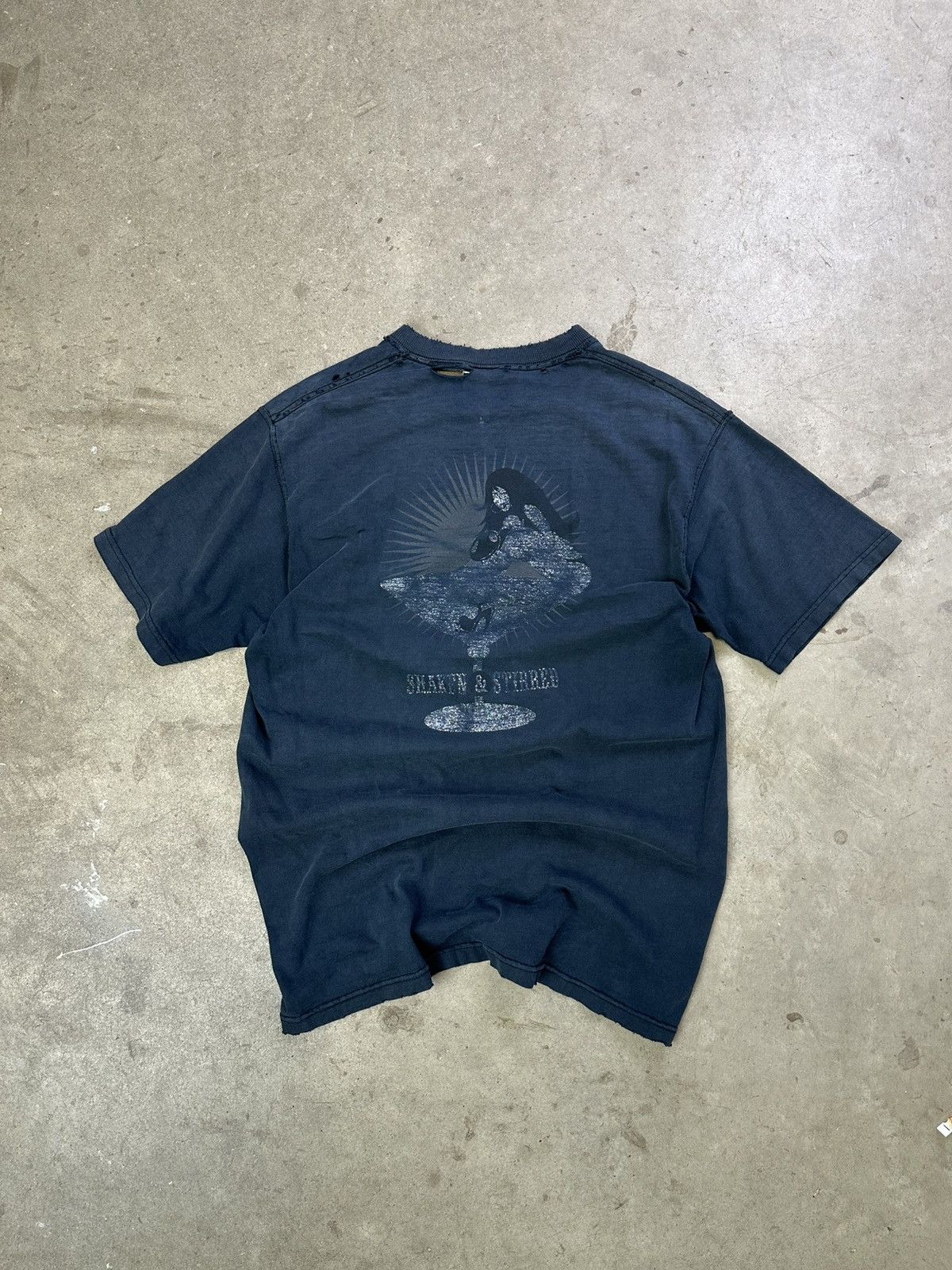 No Fear × Vintage Vintage No Fear Shaken & Stirred Thrashed Tee Medium Size US M / EU 48-50 / 2 - 1 Thumbnail