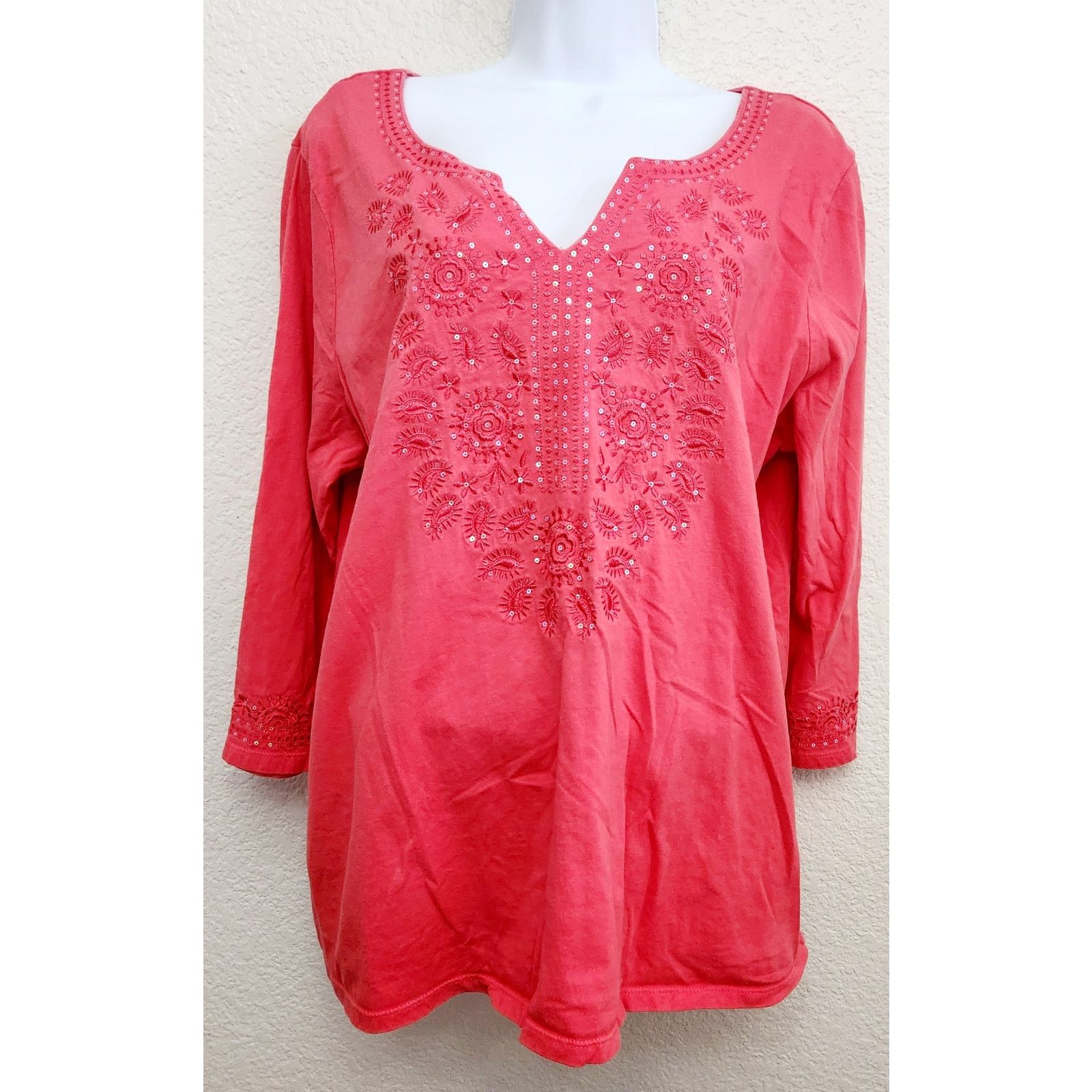 Other Laura Scott Pink Orange Embroidered Sequin V Neck Top 1X Size XXL / US 16-18 / IT 52-54 - 1 Thumbnail