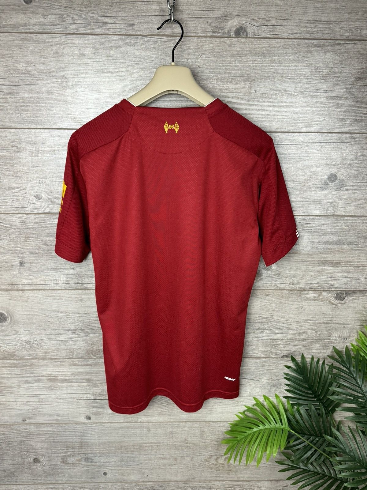 New Balance NEW BALANCE LIVERPOOL L.F.C SOCCER JERSEY SIZE M Size US M / EU 48-50 / 2 - 10 Thumbnail