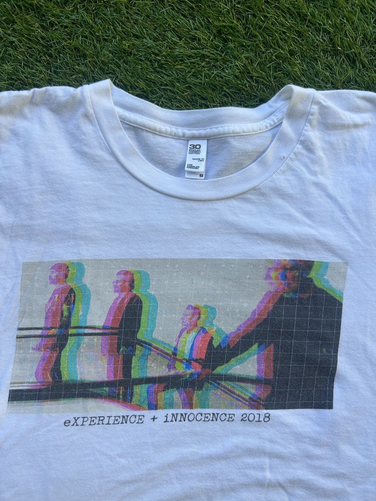Band Tees U2 Experience + Innocence Tour 2018 Concert T-Shirt Size US S / EU 44-46 / 1 - 2 Thumbnail