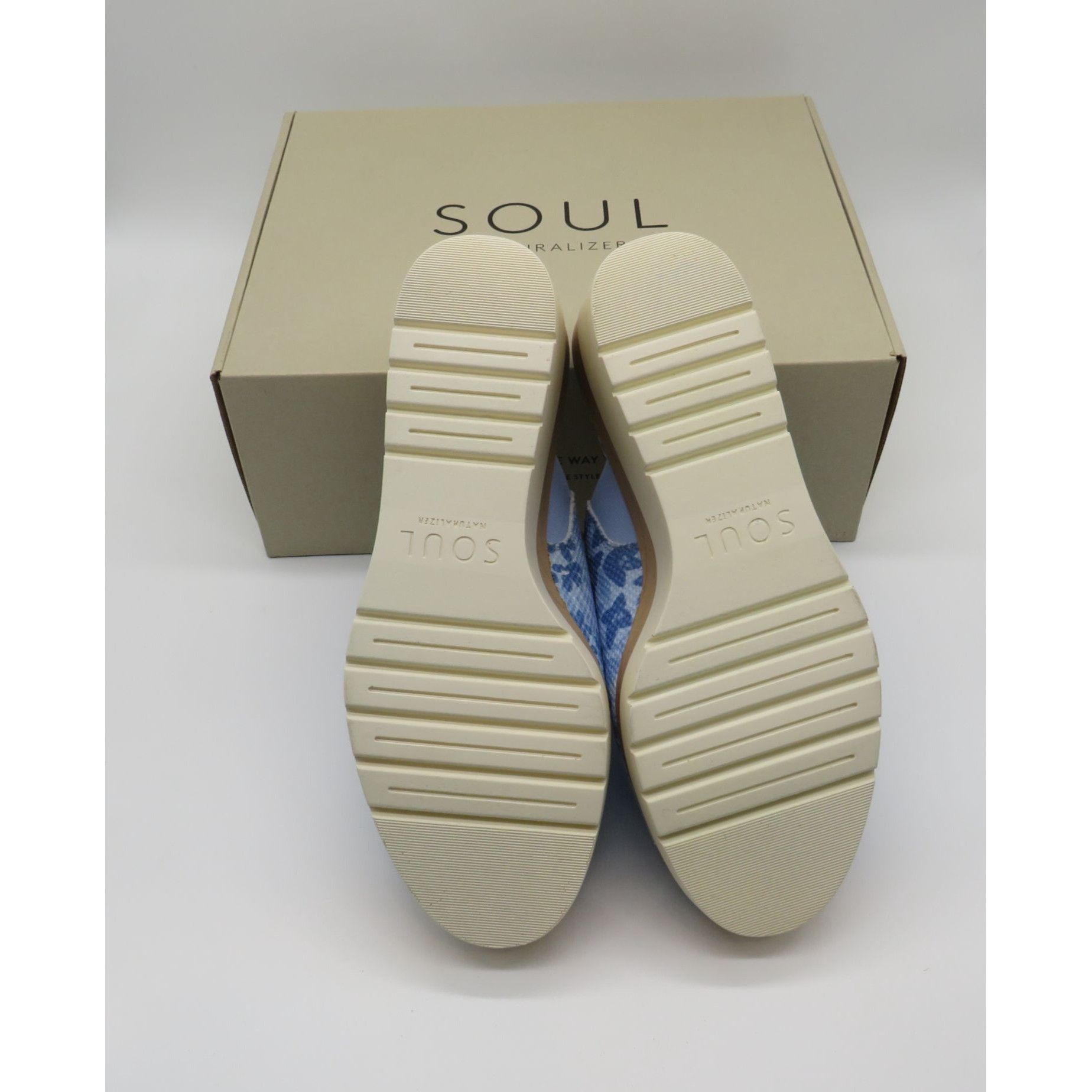 Other Soul Naturalizer Women's Blue Floral Print Wedge Sandals 9.5 Size US 9.5 / IT 39.5 - 6 Thumbnail
