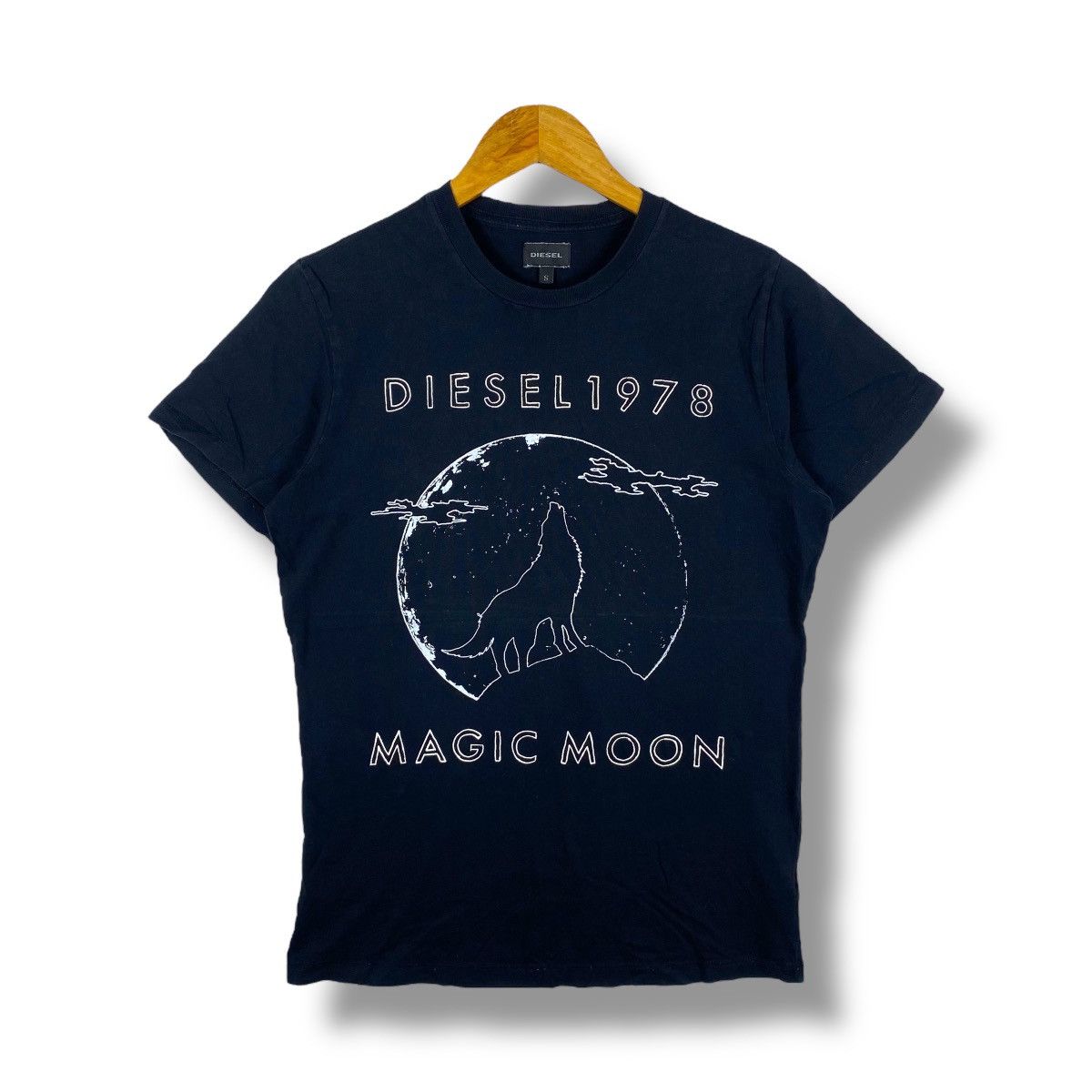 Diesel DIESEL 1978 Magic Moon Graphic Tee Shirt Small Size Size US S / EU 44-46 / 1 - 1 Thumbnail