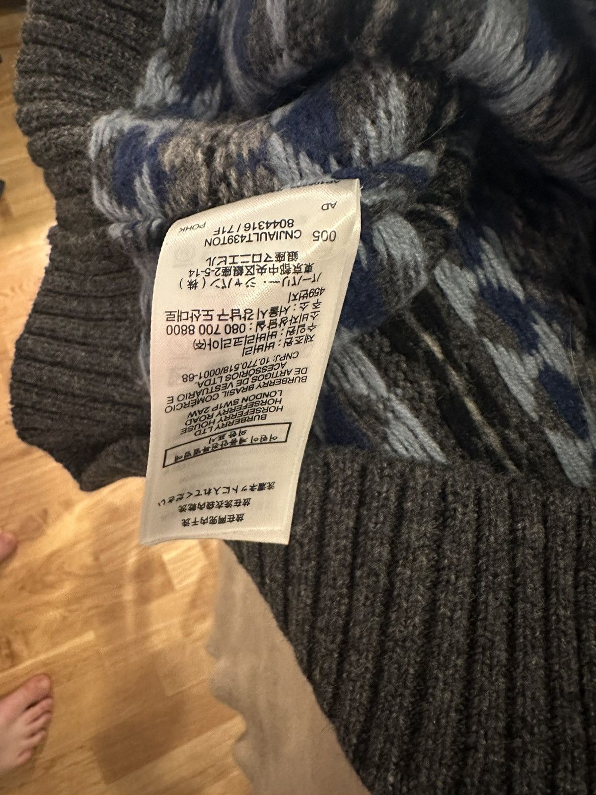 Burberry Burberry Fair Isle Wool Cashmere Logo Sweater M Size US M / EU 48-50 / 2 - 11 Thumbnail