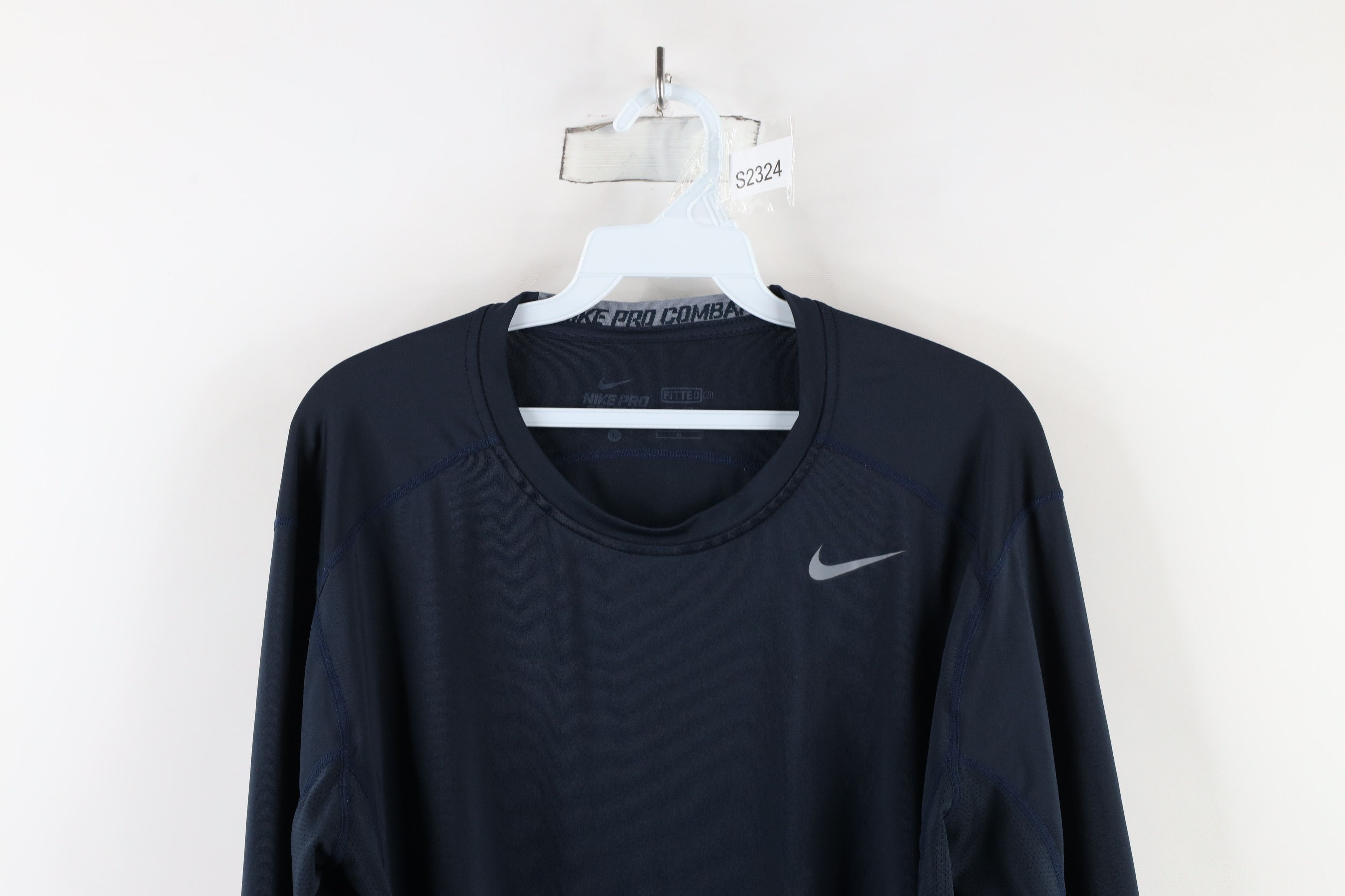 Nike × Vintage Nike Pro Combat Fitted Long Sleeve Training T-Shirt Blue Size US L / EU 52-54 / 3 - 2 Thumbnail