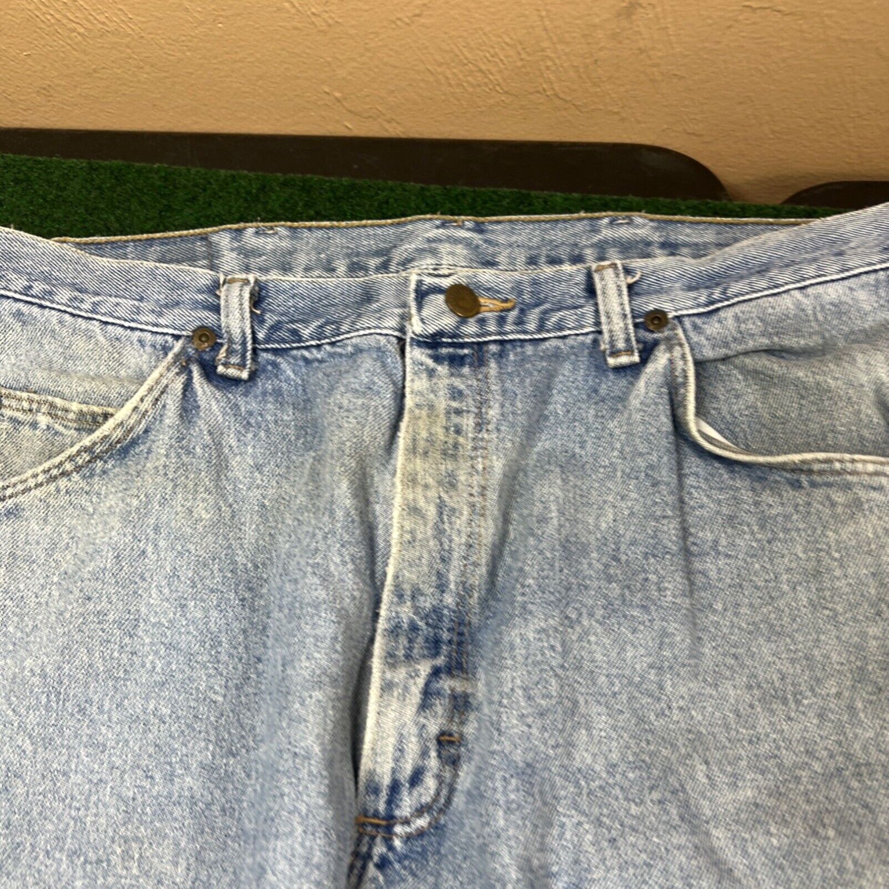 Wrangler Wrangler Men's Size 38x32 (36x30) Blue Relaxed Fit Straight Paint Work Jeans Size US 36 / EU 52 - 5 Thumbnail