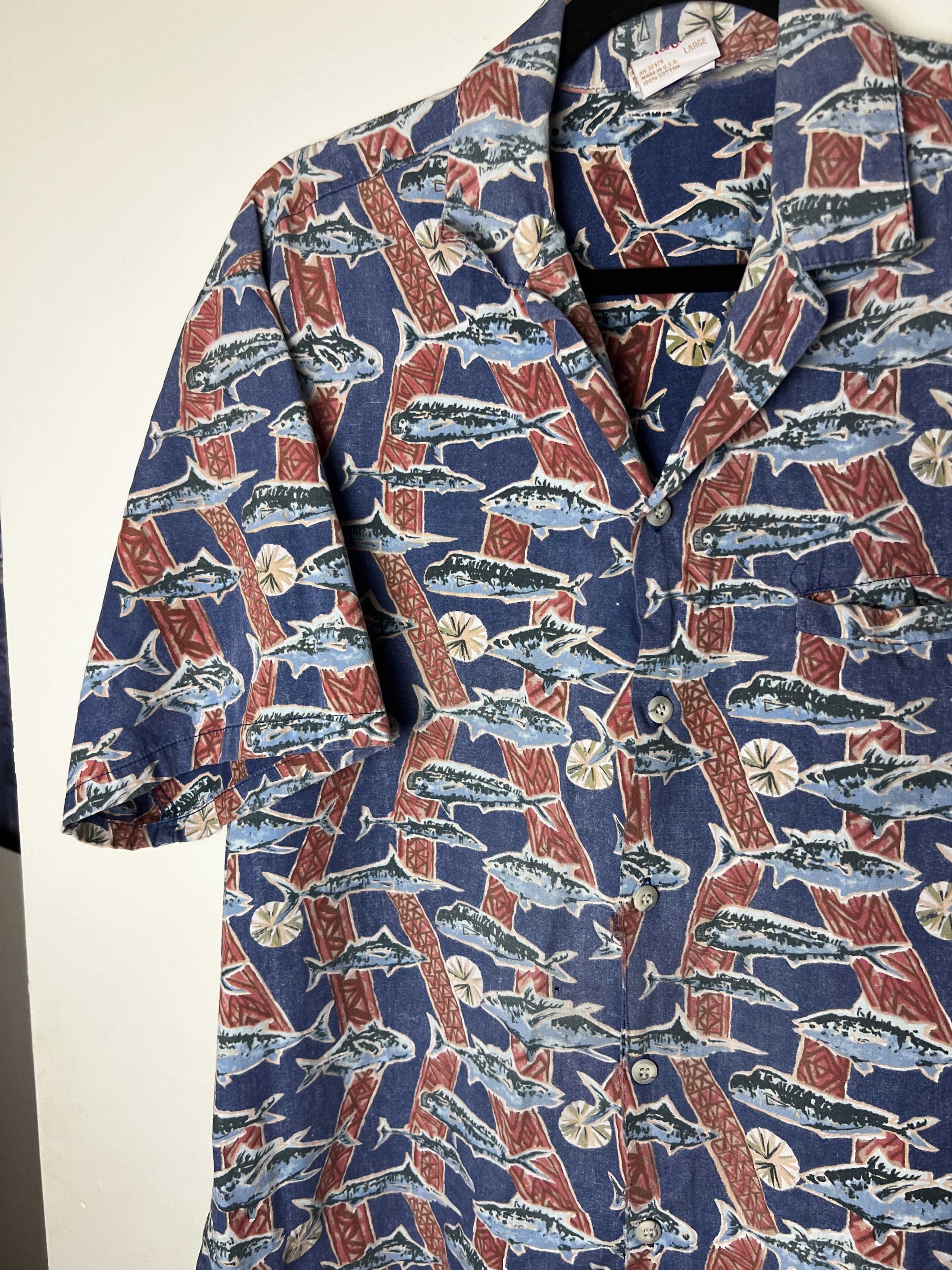 Vintage Vintage 70s Hawaiian Aloha Shirt: Barefoot in Paradise Fish Size US L / EU 52-54 / 3 - 4 Thumbnail