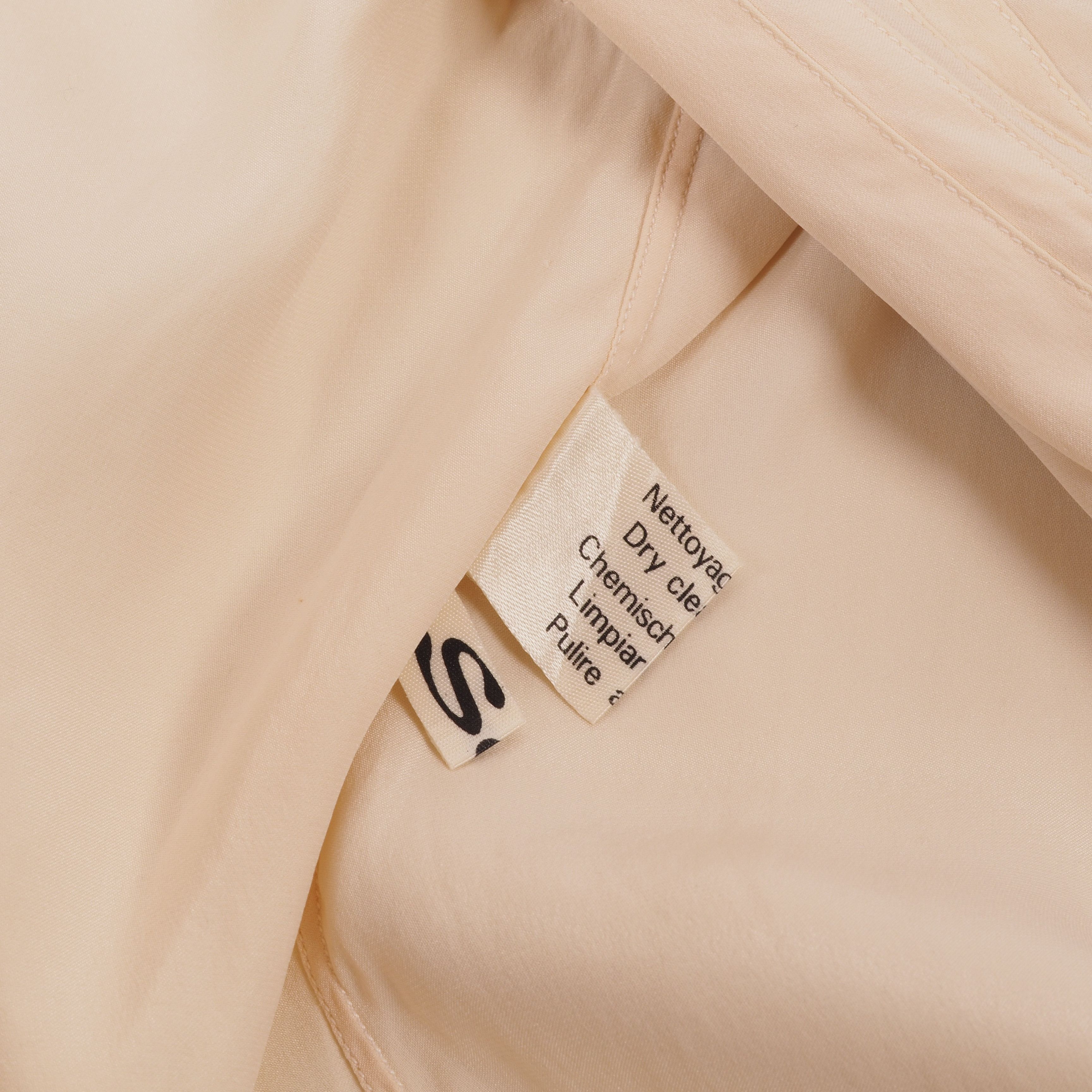 Chanel × Vintage Chanel Creations Vintage 70s 80s Ivory Silk Satin Blouse Size S / US 4 / IT 40 - 6 Thumbnail