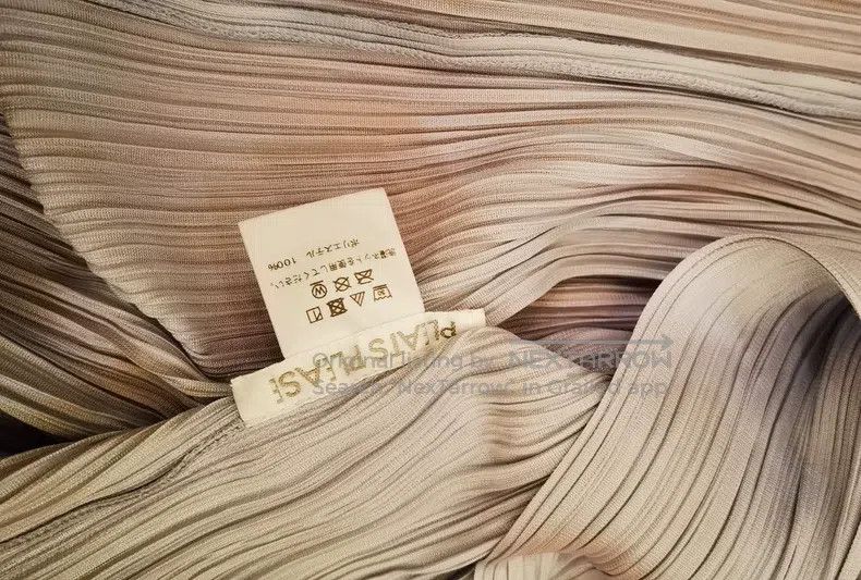Issey Miyake Issey Miyake Light Grey Classic Coat Size L / US 10 / IT 46 - 2 Thumbnail