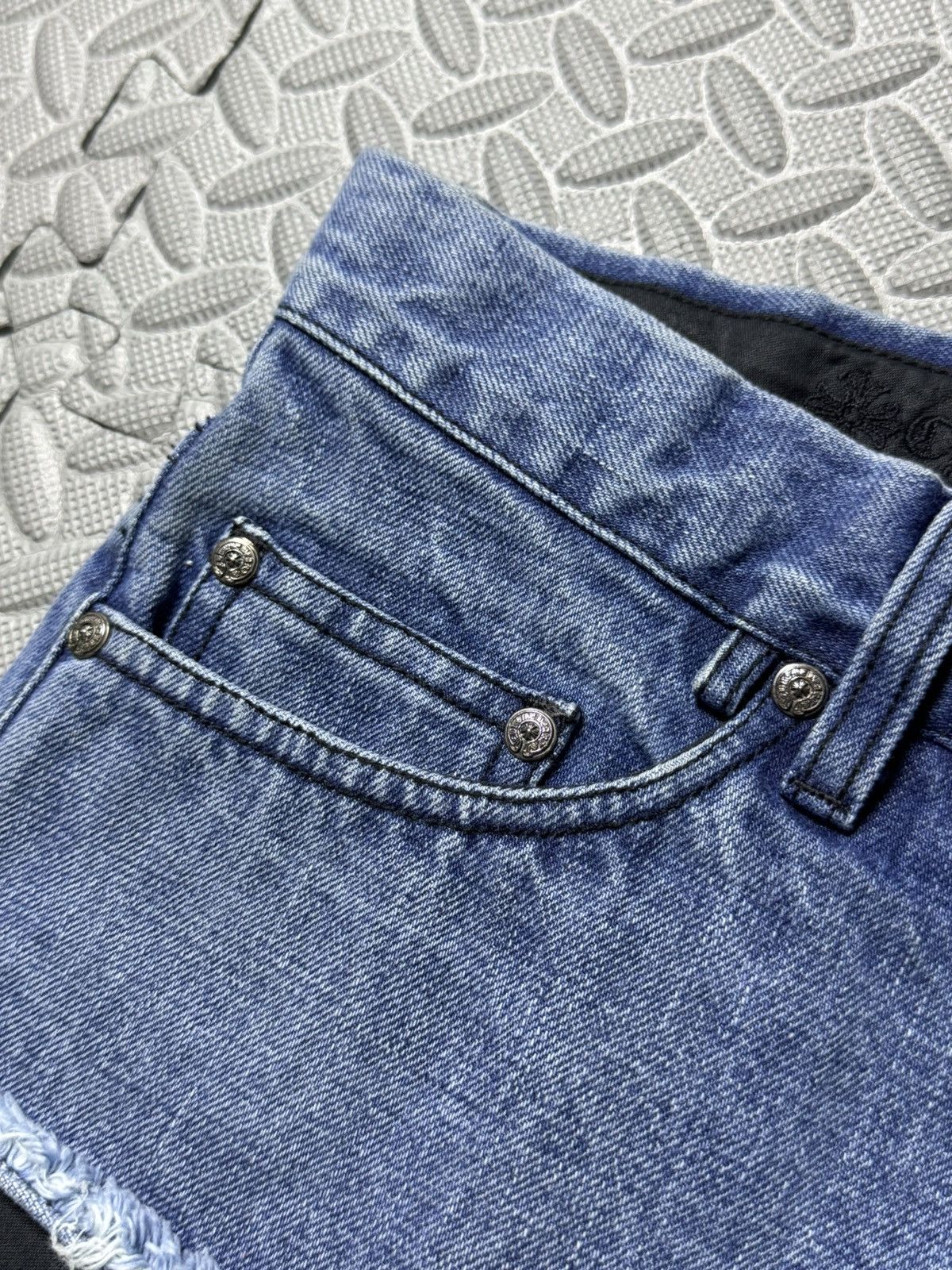 Chrome Hearts Chrome Hearts - Denim Sexy Shorts Custom Order Size 26" / US 2 / IT 38 - 5 Thumbnail