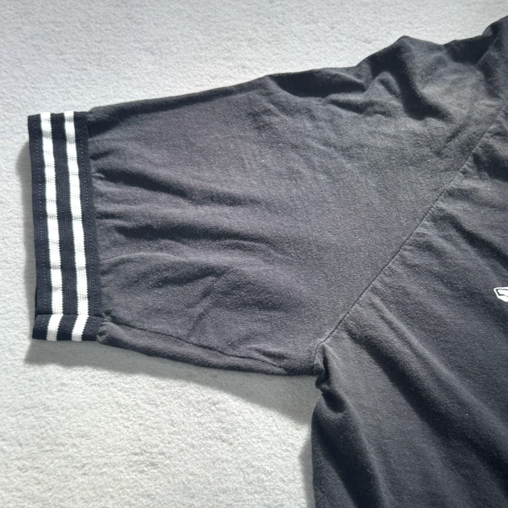 Vintage VINTAGE Bike Shirt Mens XL Black Football Jersey Henley Dazio's Raglan 90s 4015 Size US XL / EU 56 / 4 - 3 Thumbnail