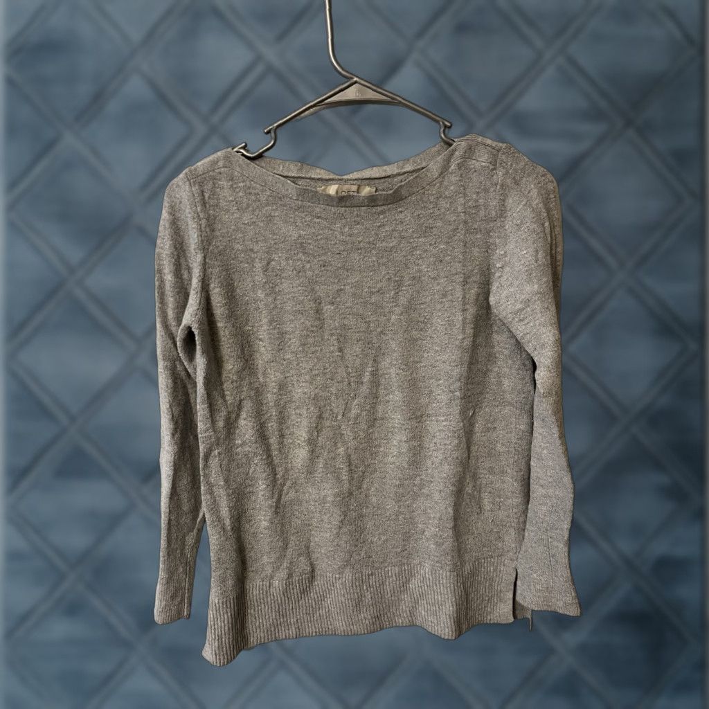 Loft LOFT Women's Sweater Gray Solid XS Boat Neck Pullover Knit Lightweight Classic Casual Regular Size XS Womens Size XS / US 0-2 / IT 36-38 - 1 Thumbnail