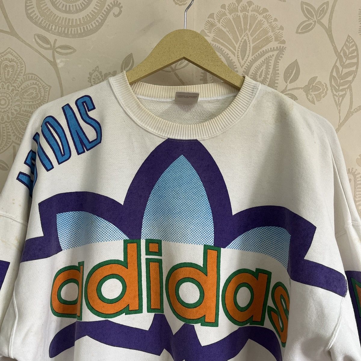 Adidas × Vintage Grails 90s Adidas Big Logo Overprinted Size US L / EU 52-54 / 3 - 22 Thumbnail