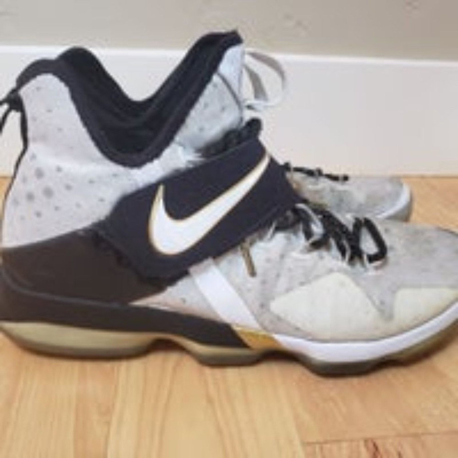 Nike Nike LeBron XIV 860634-100 Sneaker Size US 14 / EU 47 - 4 Thumbnail