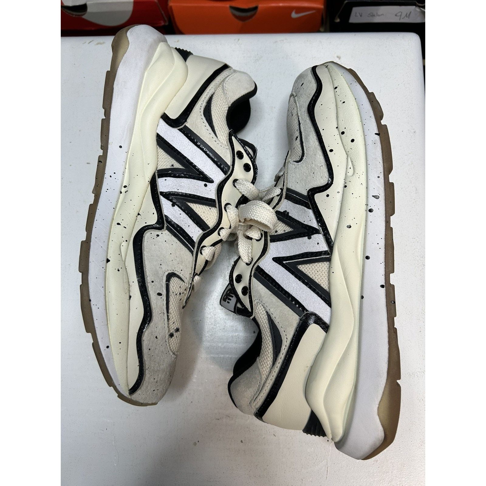 New Balance New Balance 57/40 x Joshua Vides Angora Splatter Size US 9 / EU 42 - 3 Thumbnail