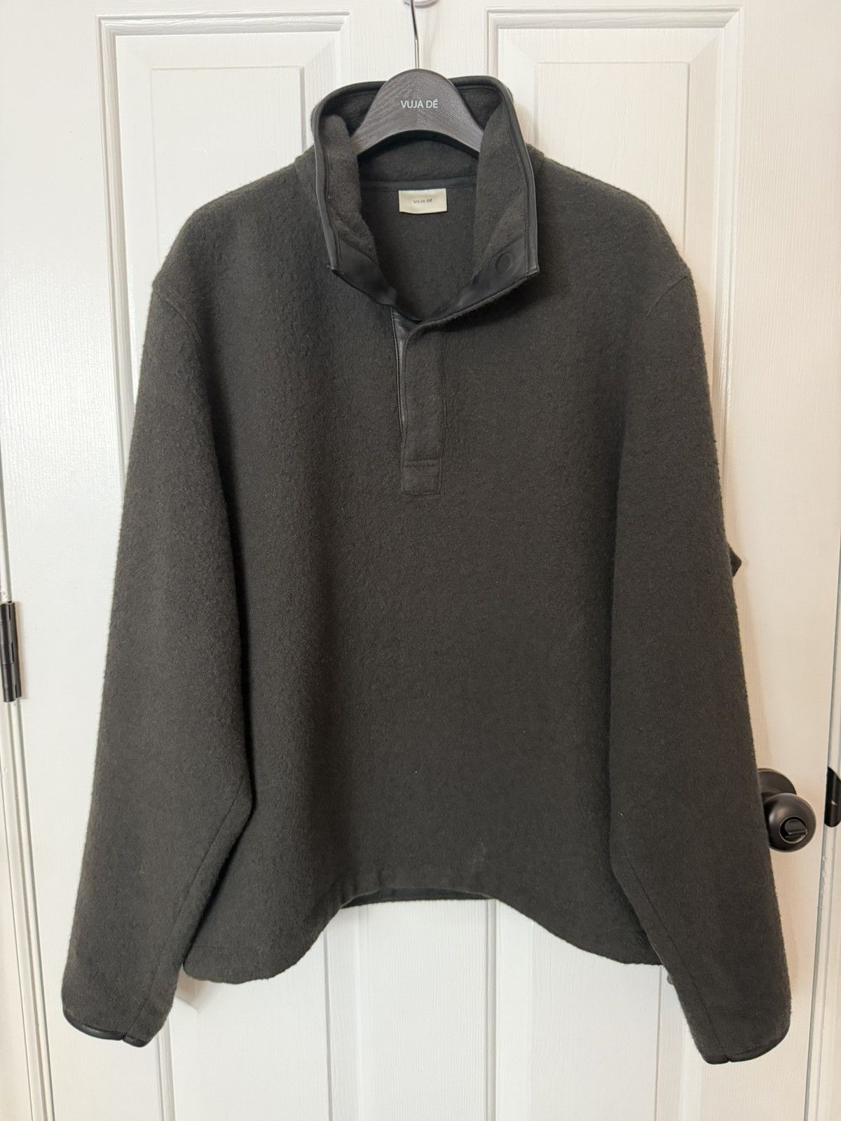 Vuja De Scott Affix Fleece