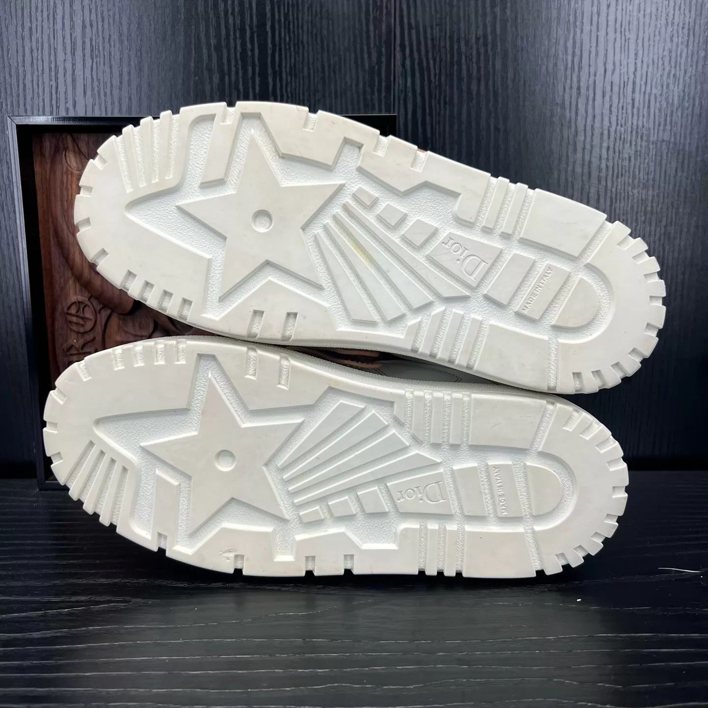 Dior Dior Nude Pink Shell Toe Sneakers Women's 35 Size US 4.5 / IT 34.5 - 8 Thumbnail