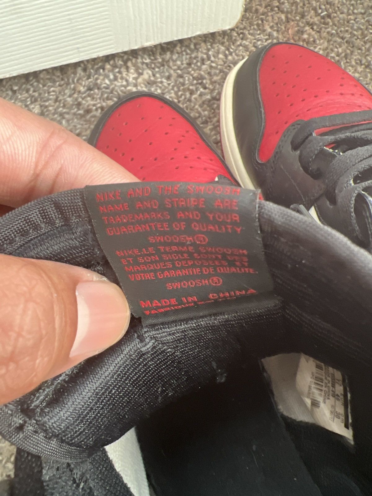 Jordan Brand × Nike Air Jordan 1 Bred Toe Size US 12 / EU 45 - 7 Thumbnail