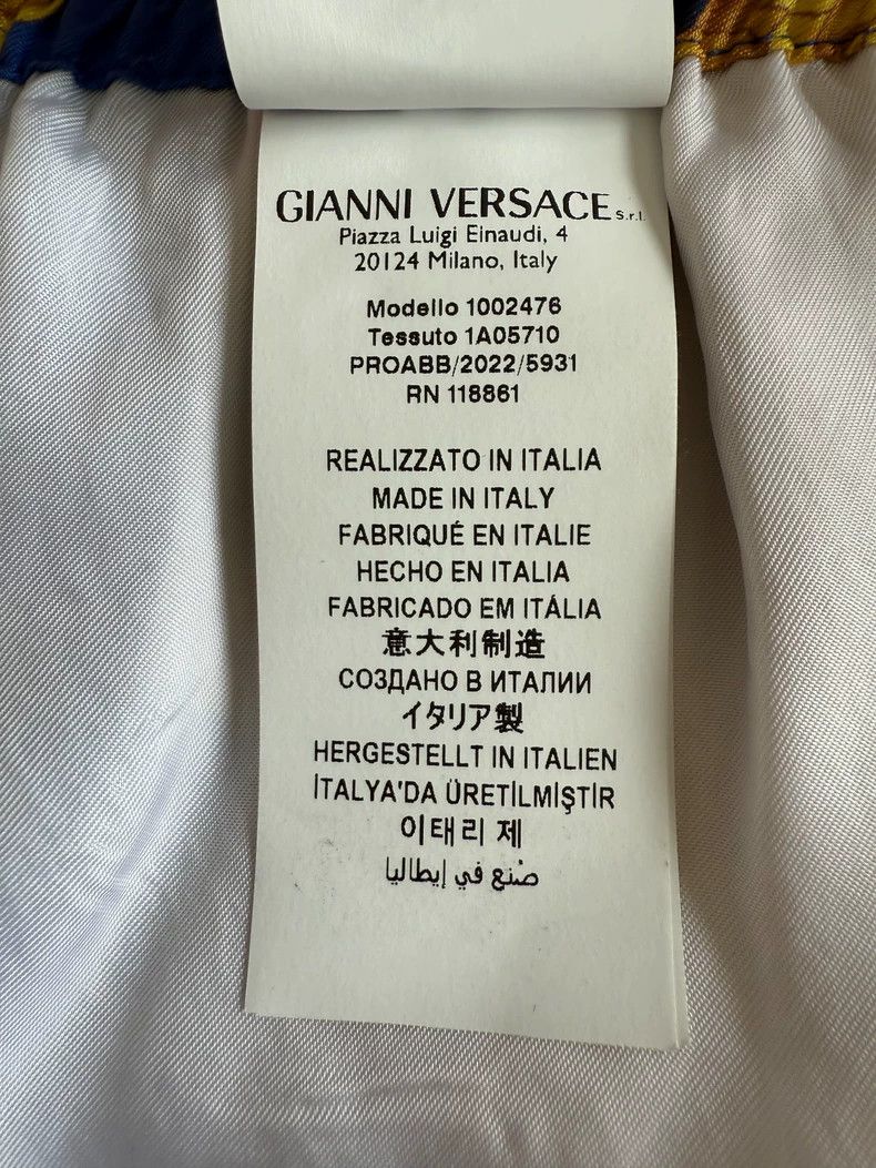 Versace Versace Full print straight casual shorts Size US 34 / EU 50 - 5 Thumbnail