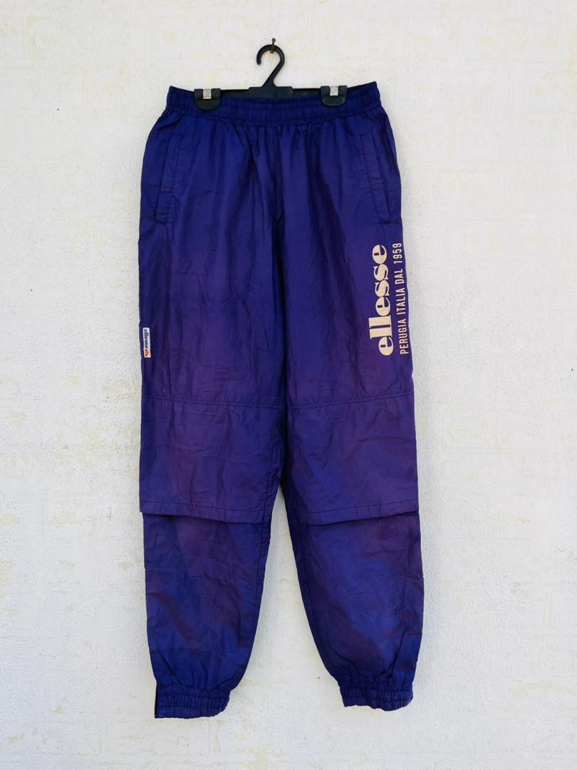 Ellesse × Japanese Brand Vintage Ellesse Perugia Italia Dal 1959 Streetwear Style Size US 30 / EU 46 - 1 Thumbnail
