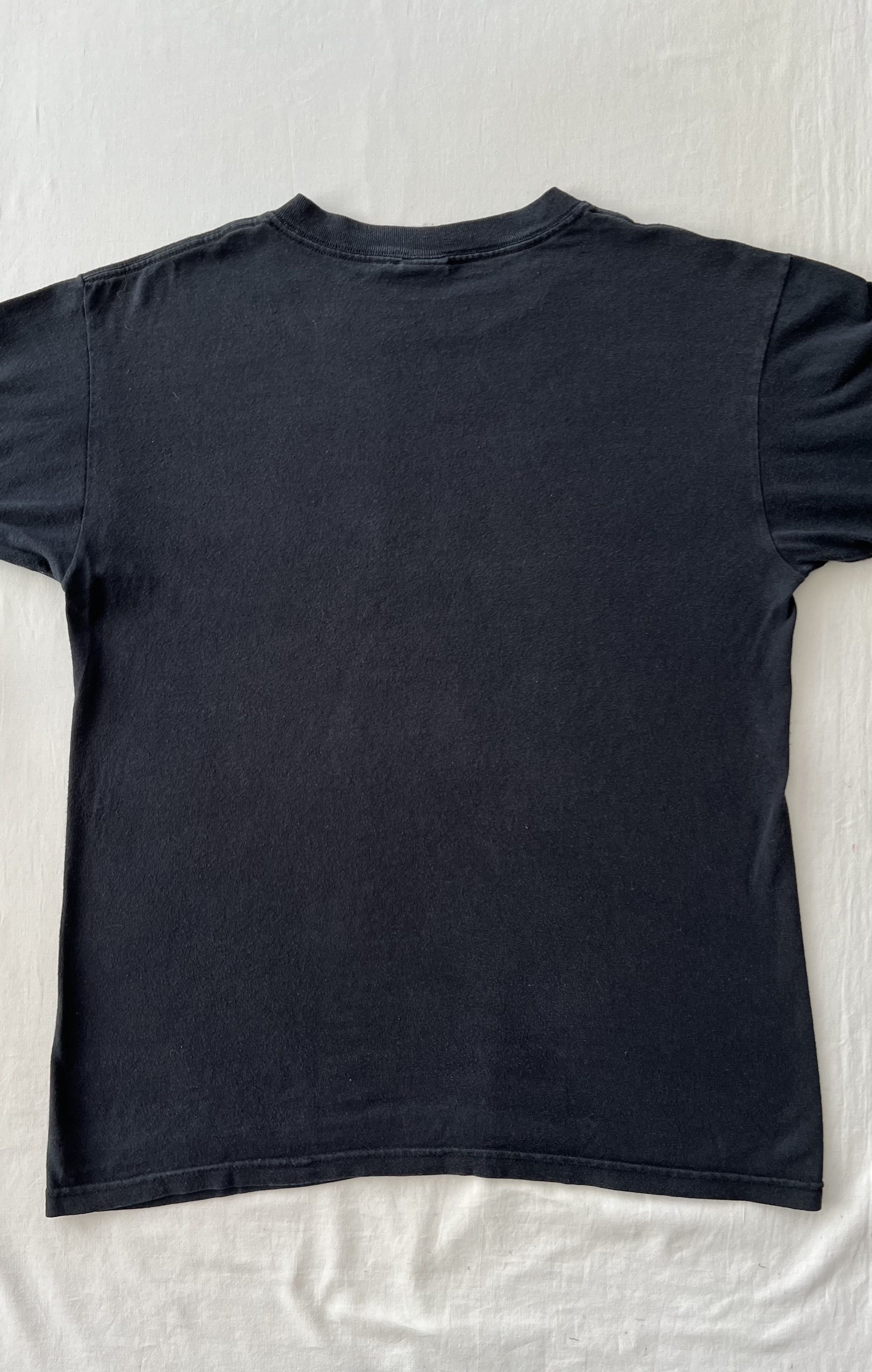 Band Tees Vintage 2004 Tool Undertow Heart Anatomy Black T-shirt Size US M / EU 48-50 / 2 - 14 Thumbnail