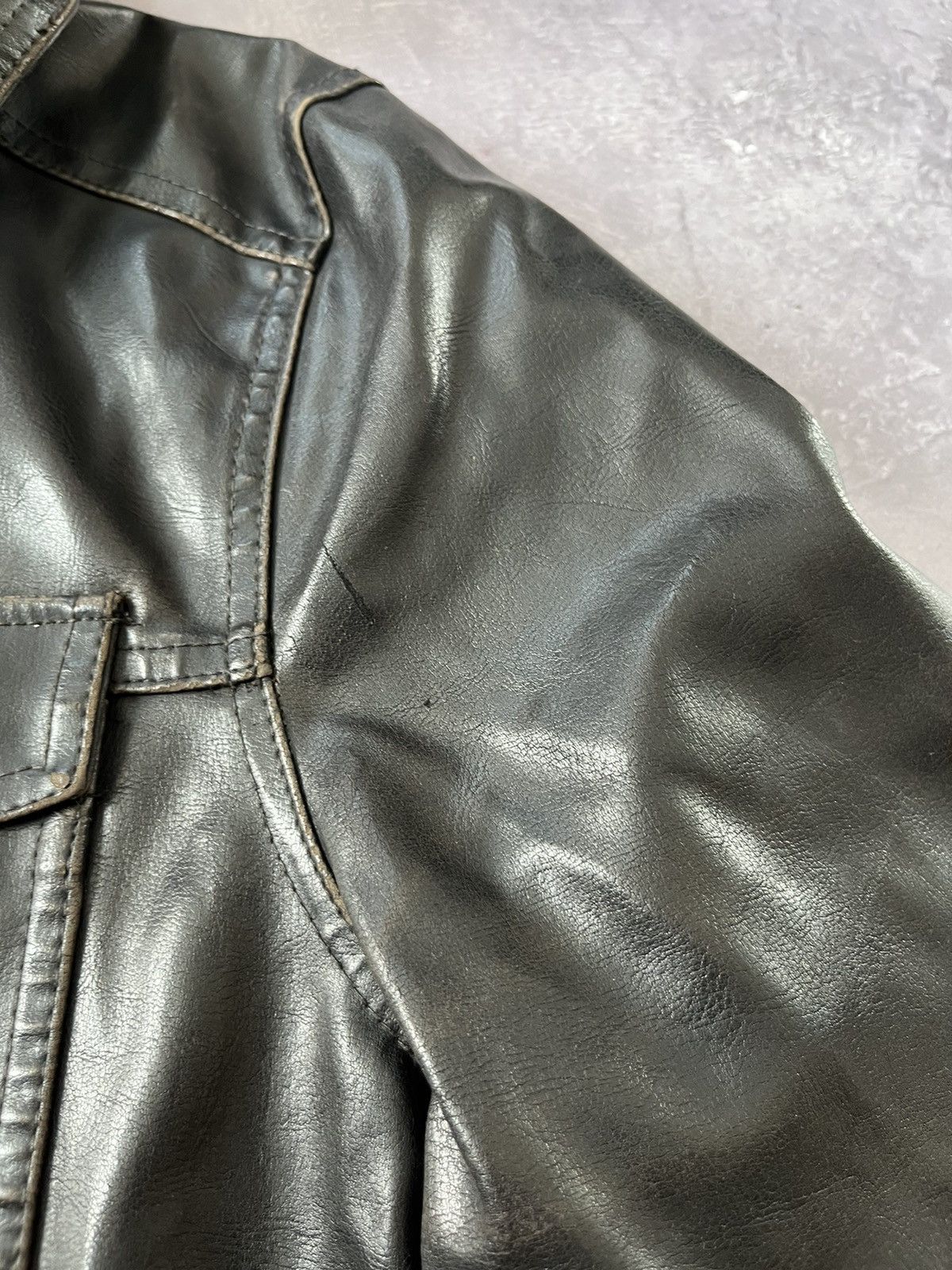 Levi's Vintage Clothing Vintage Levi's Leather Hooded Red Tab Jacket Polyvinyl SZ M Size US M / EU 48-50 / 2 - 15 Thumbnail