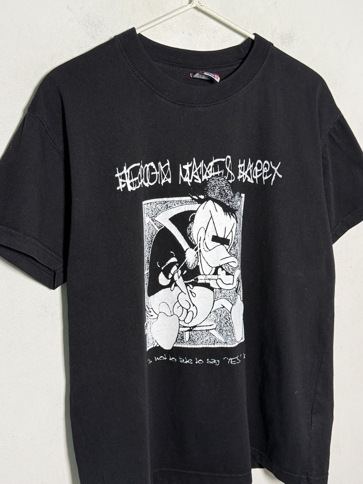 Band Tees Heroin Makes Happy vintage tee Size US M / EU 48-50 / 2 - 3 Thumbnail