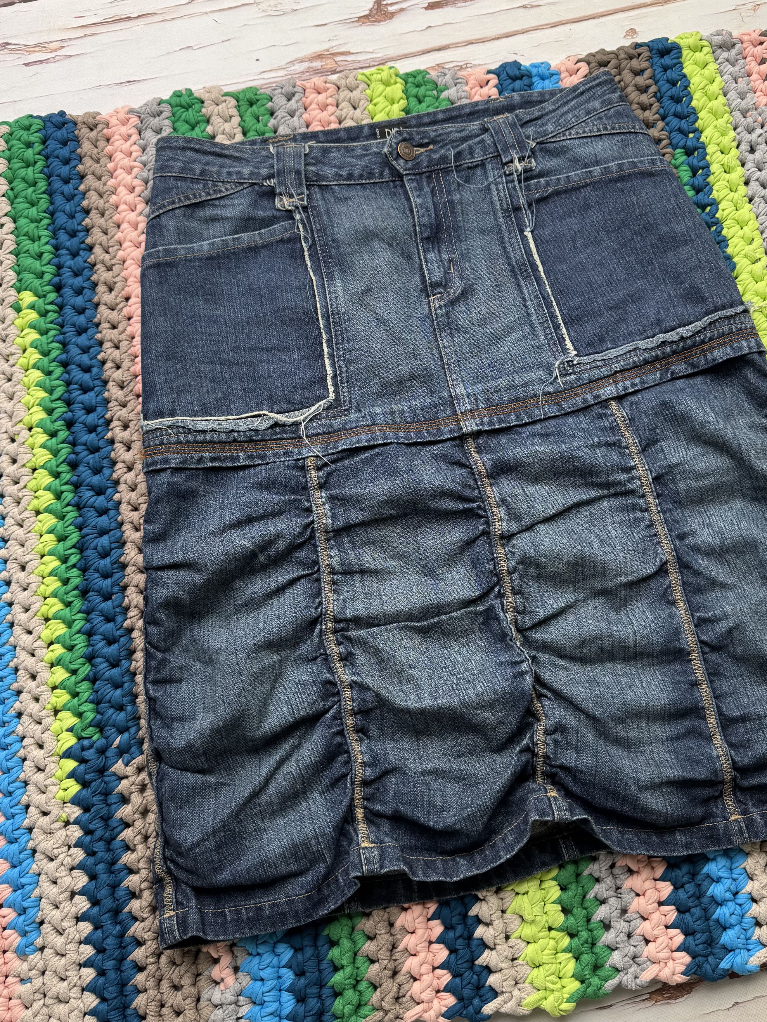 Vintage Vintage Denim Skirt (ET1) Size 32" / US 10 / IT 46 - 2 Thumbnail