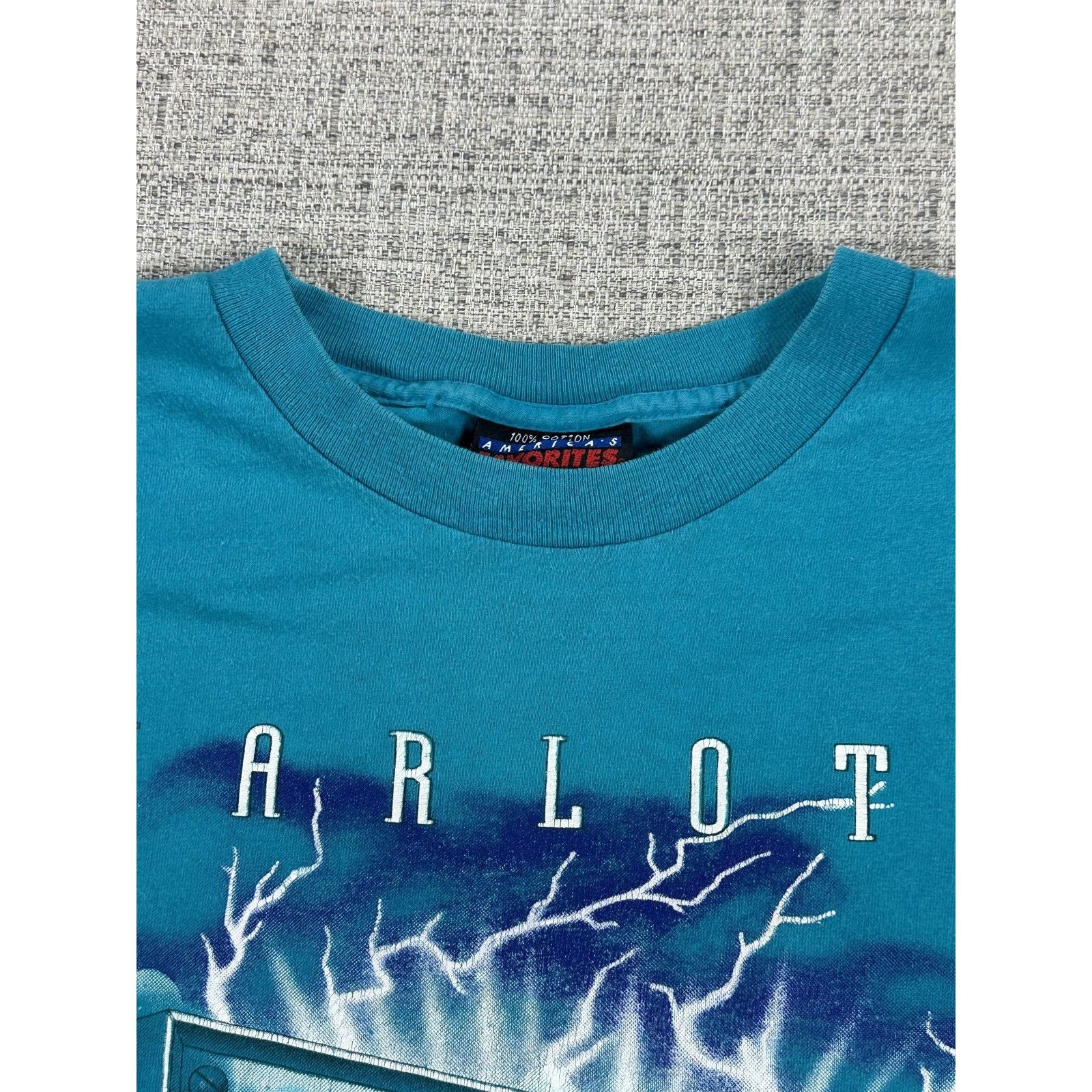 Other Vintage Charlotte Hornets Shirt XL Lightning Mascot USA 90s Size US XL / EU 56 / 4 - 10 Thumbnail