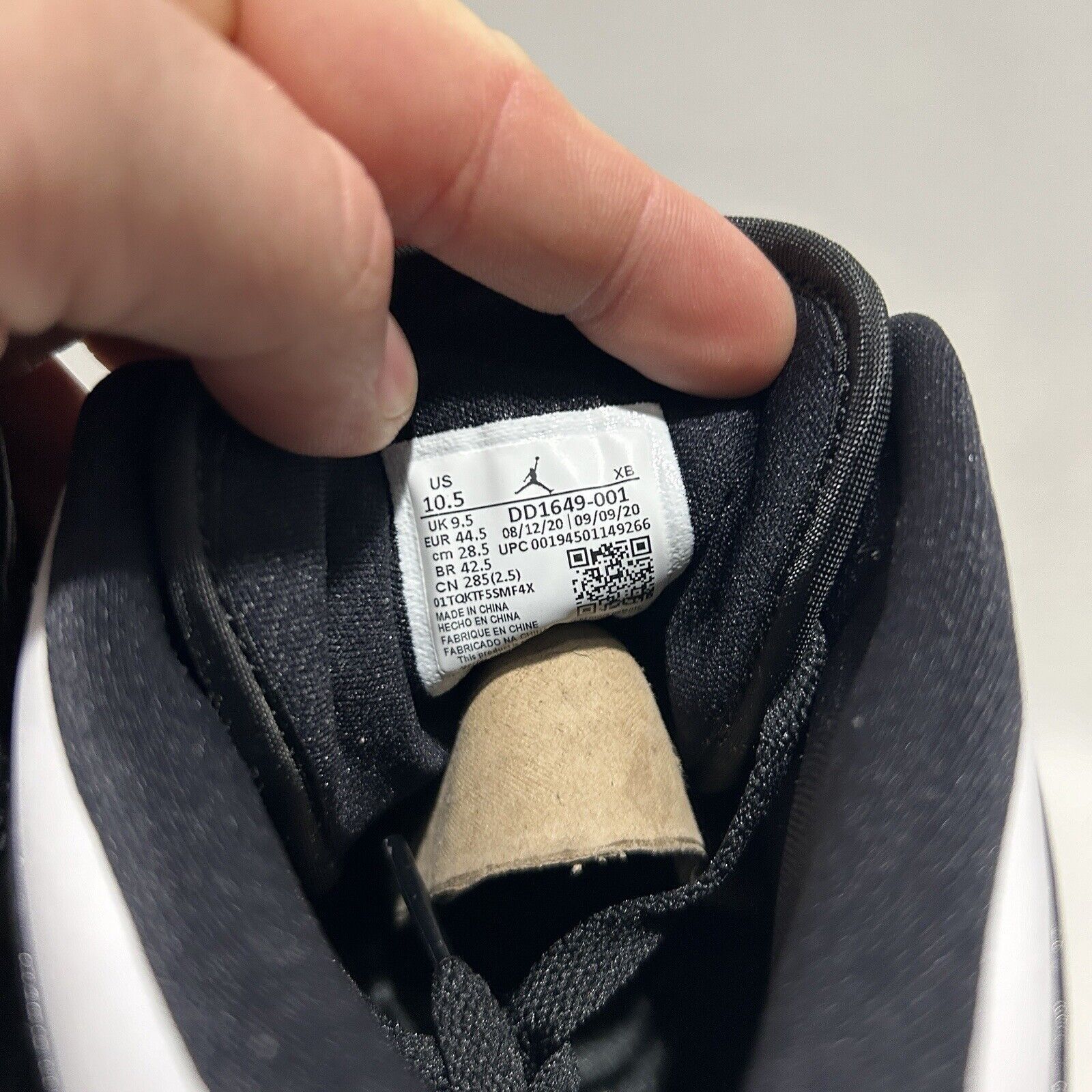 Nike Nike Air Jordan 1 Retro Mid SE “All-Star/Carbon Fiber” 2024 Size US 10.5 / EU 43-44 - 6 Thumbnail