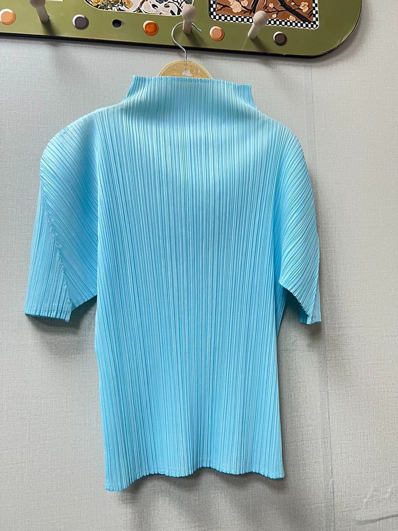Issey Miyake issey miyake size:4 Turquoise short sleeves 2506-Nextarrow Size XXS / US 00 / IT 34 - 3 Thumbnail