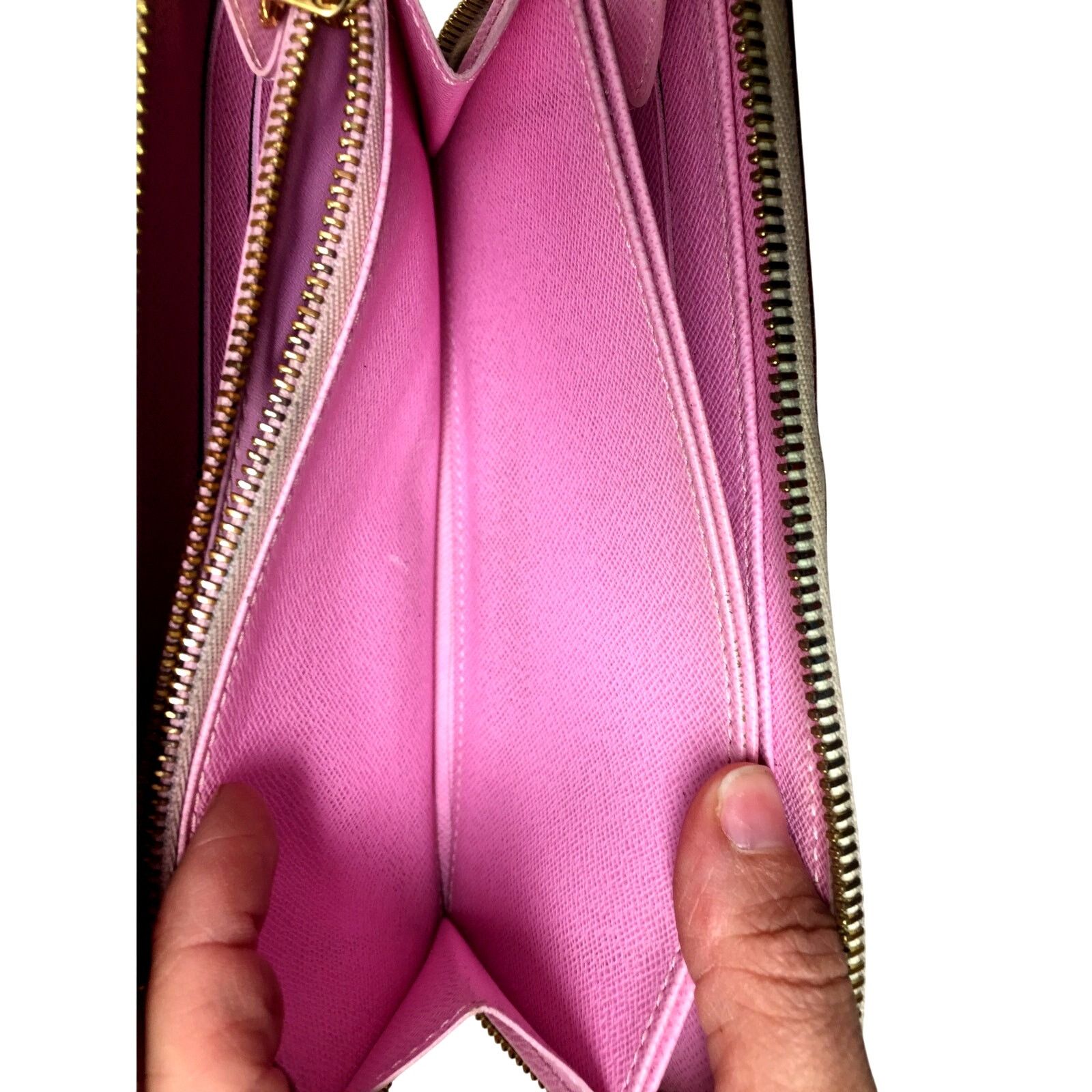 Louis Vuitton Murakami Monogram International Wallet White