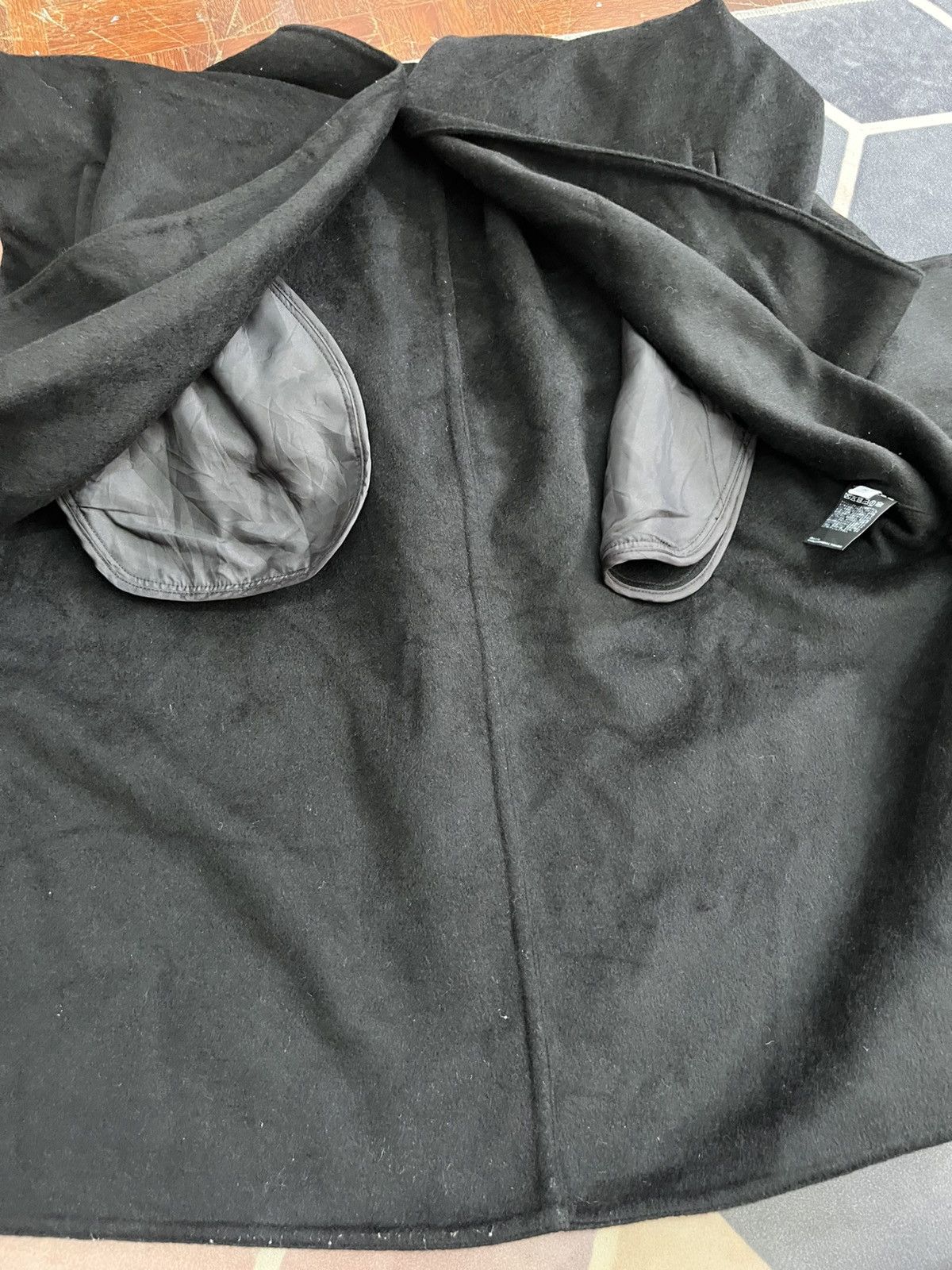 Japanese Brand Japanese Designer Uniqlo Black Long Jackets Wool Black Size L / US 10 / IT 46 - 14 Thumbnail