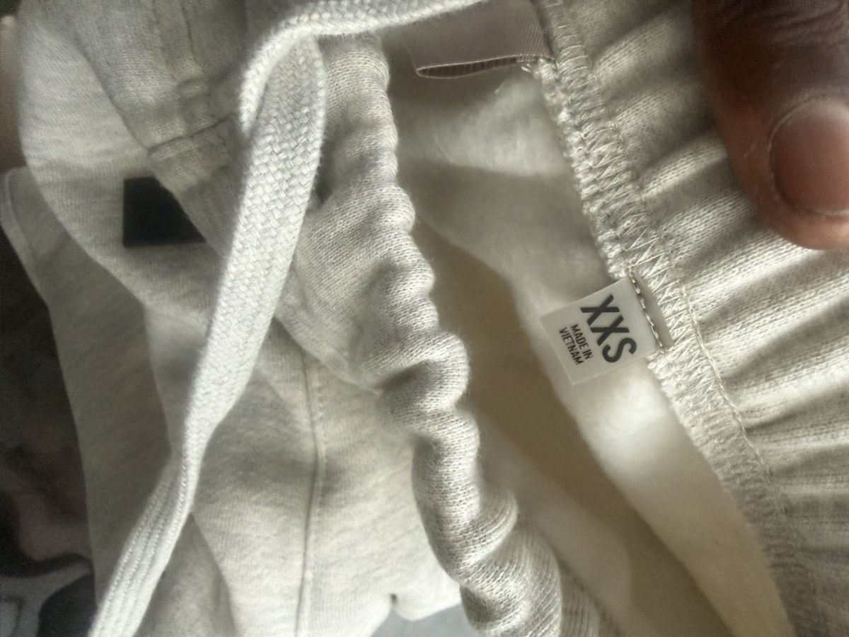 Essentials Essentials joggers light oatmeal size xxs Size US 26 / EU 42 - 3 Thumbnail