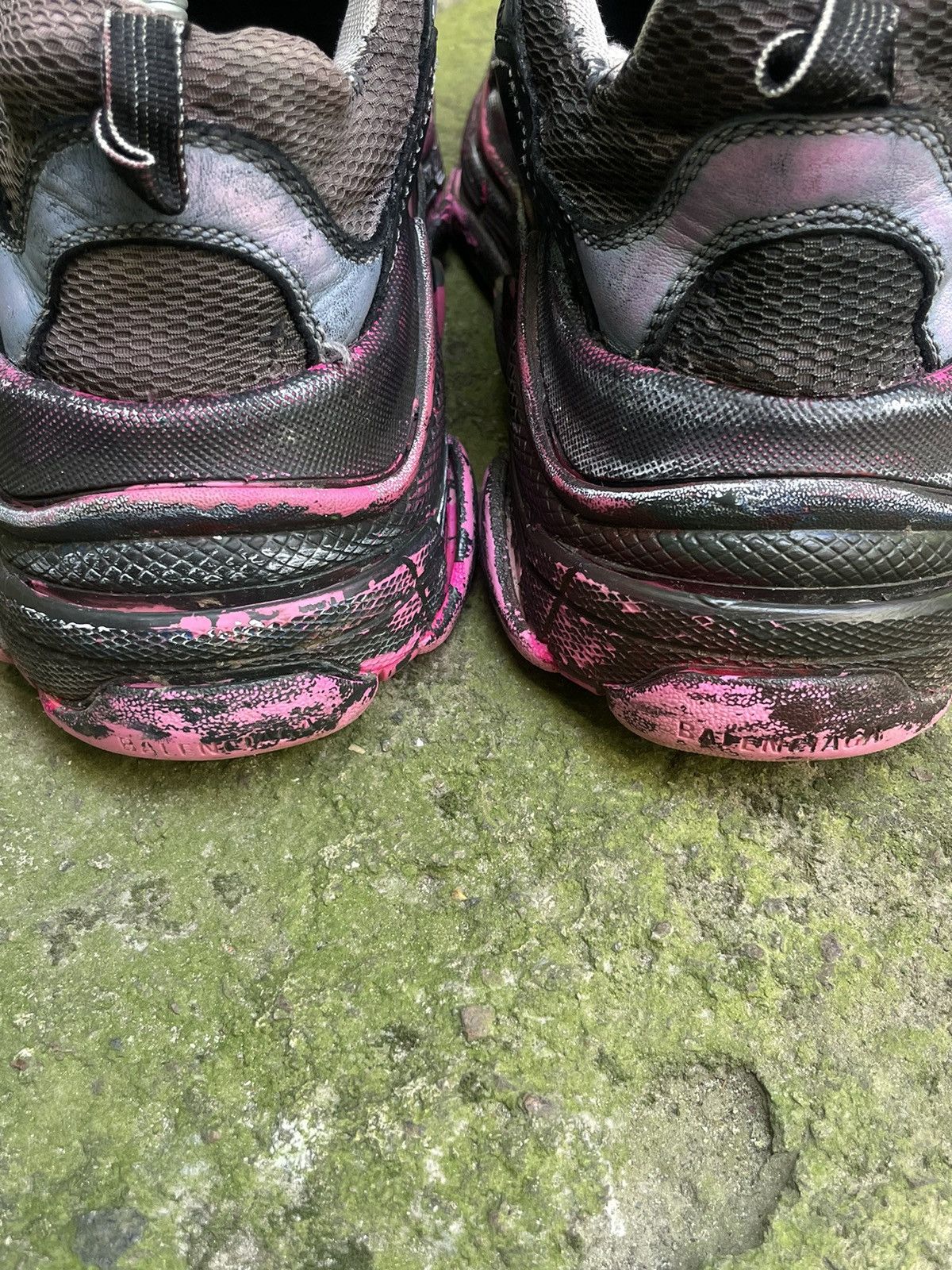 Balenciaga Balenciaga Triple S Custom Sneakers Black/Pink Size US 7 / EU 40 - 5 Thumbnail