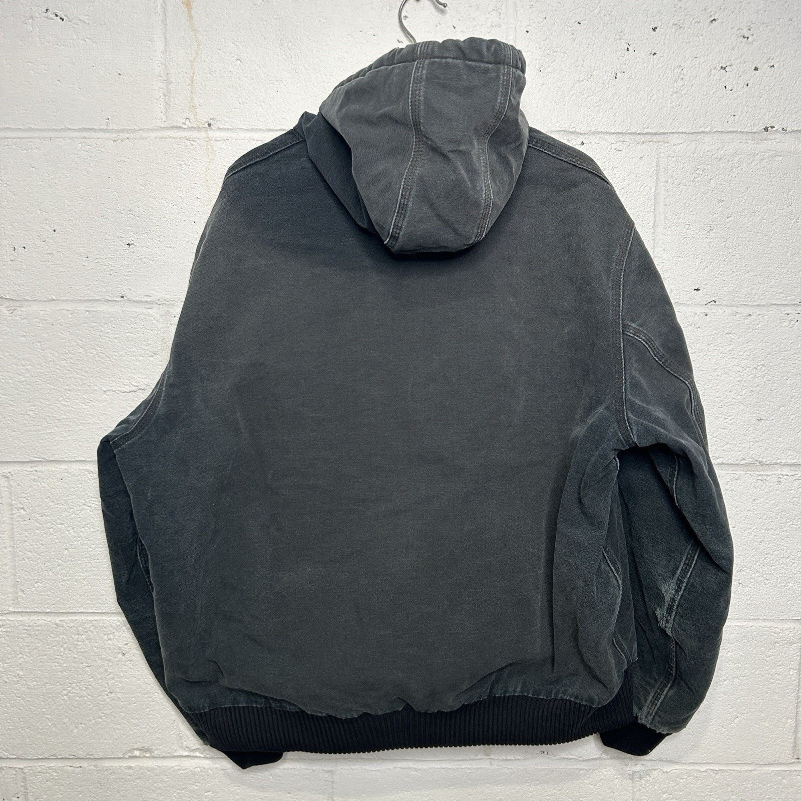 Carhartt Vintage Carhartt Quilted Active Jacket “Black” J140 BLK Size US XL / EU 56 / 4 - 2 Thumbnail