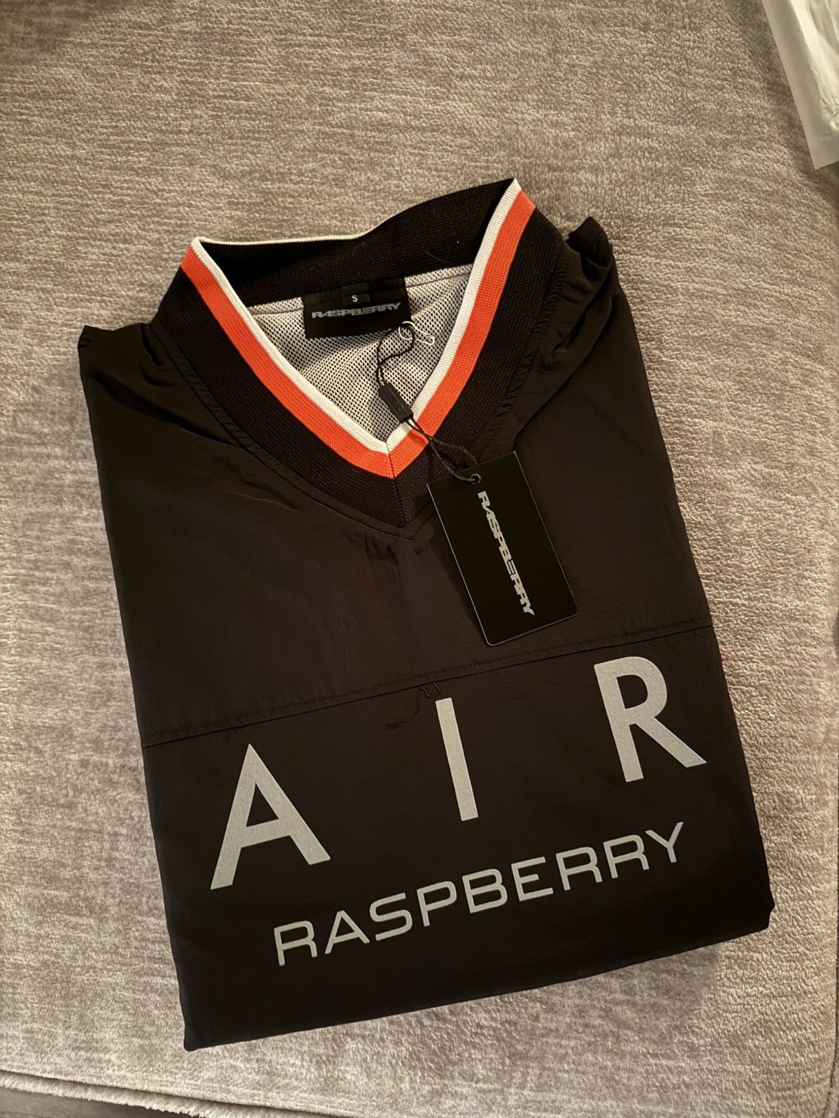 The GV Gallery GV GALLERY “AIR RASPBERRY” mens SMALL | Grailed