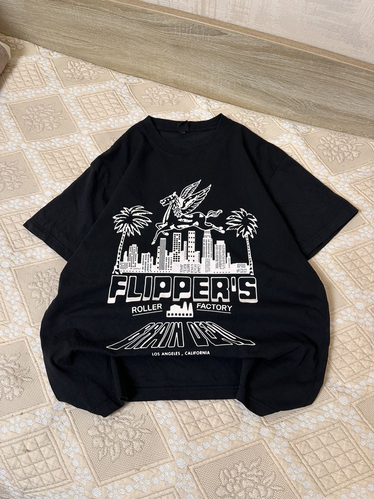 Brain Dead 🔥 Brain Dead x Flippers Roller Factory LA T Shirt USA Rare Size US M / EU 48-50 / 2 - 1 Thumbnail