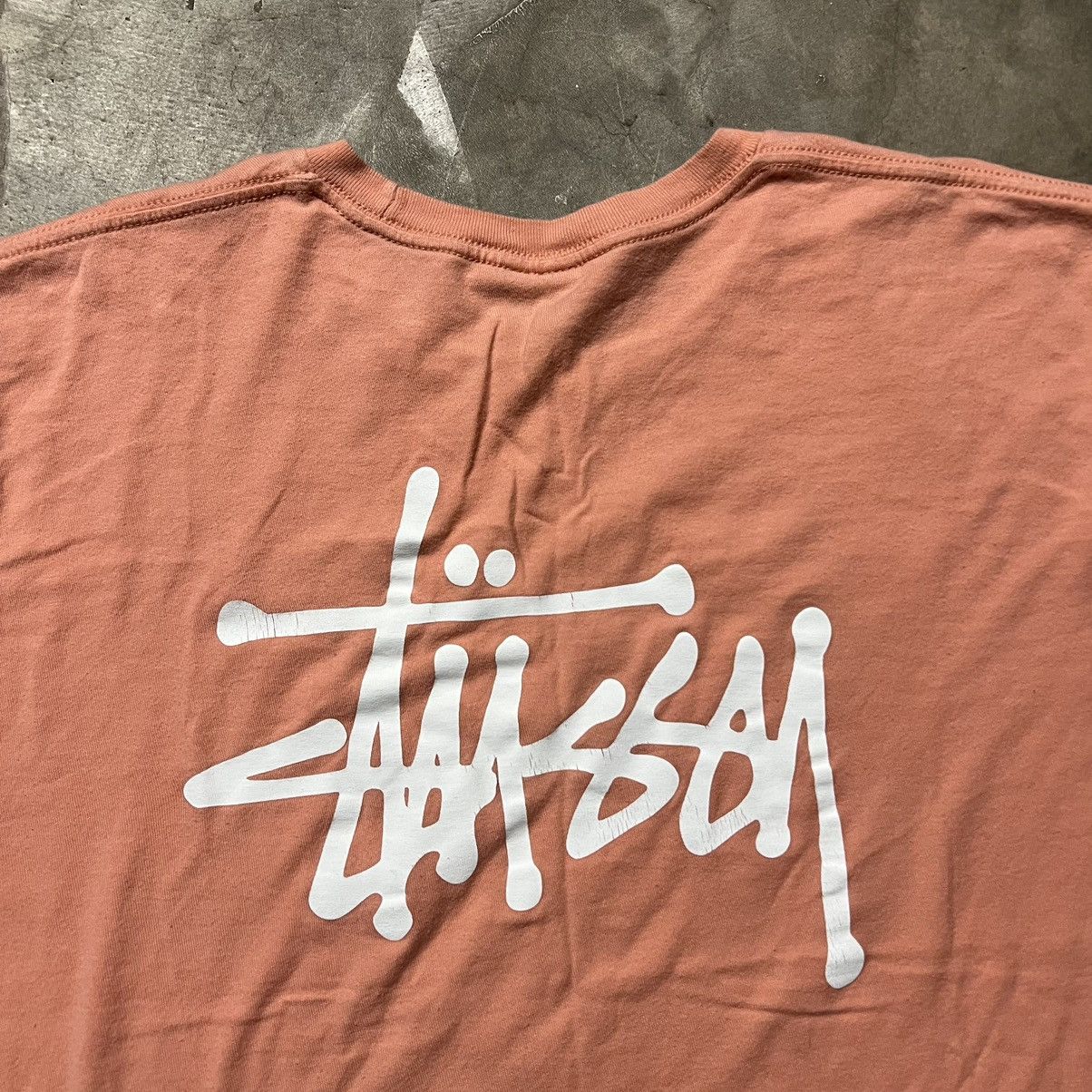 Hypebeast × Stussy Stussy Graphic Logo T-Shirt Size US L / EU 52-54 / 3 - 3 Thumbnail