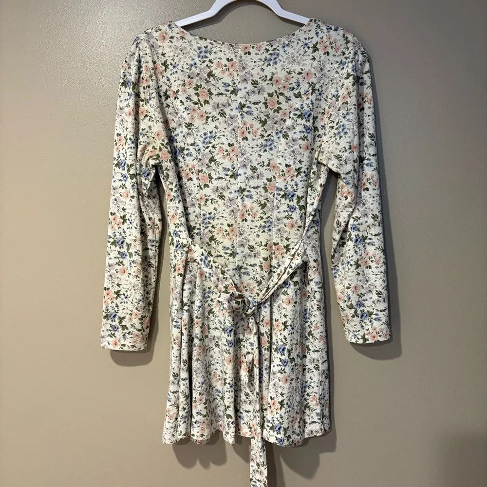 Vintage 90s cotton pearl button feminine tie waist skater dress Size M / US 6-8 / IT 42-44 - 4 Thumbnail