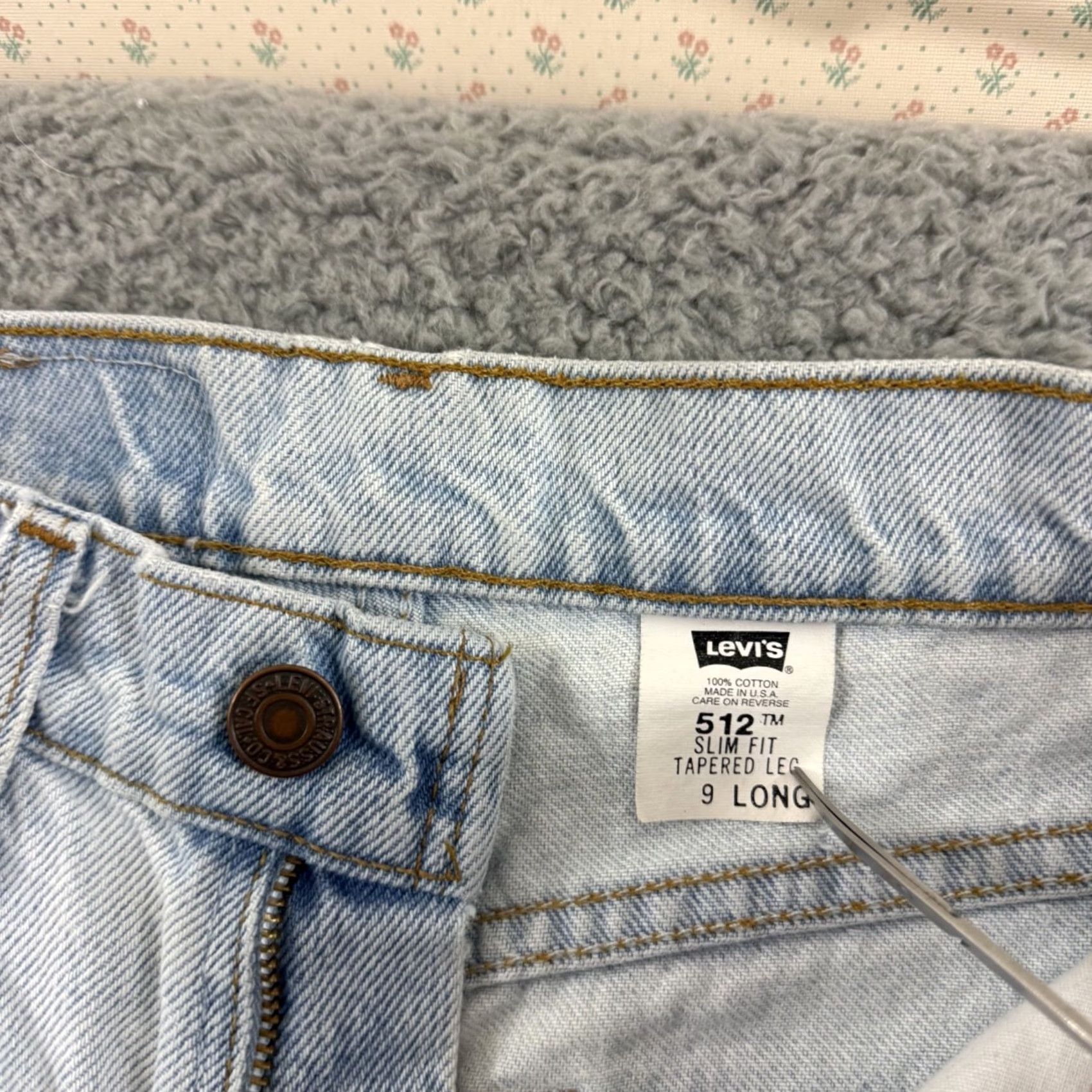 Levi's VINTAGE Levi's 512 Jeans Womens Slim 26x32 Light Wash 90s USA Jeans Size 30" / US 8 / IT 44 - 5 Thumbnail