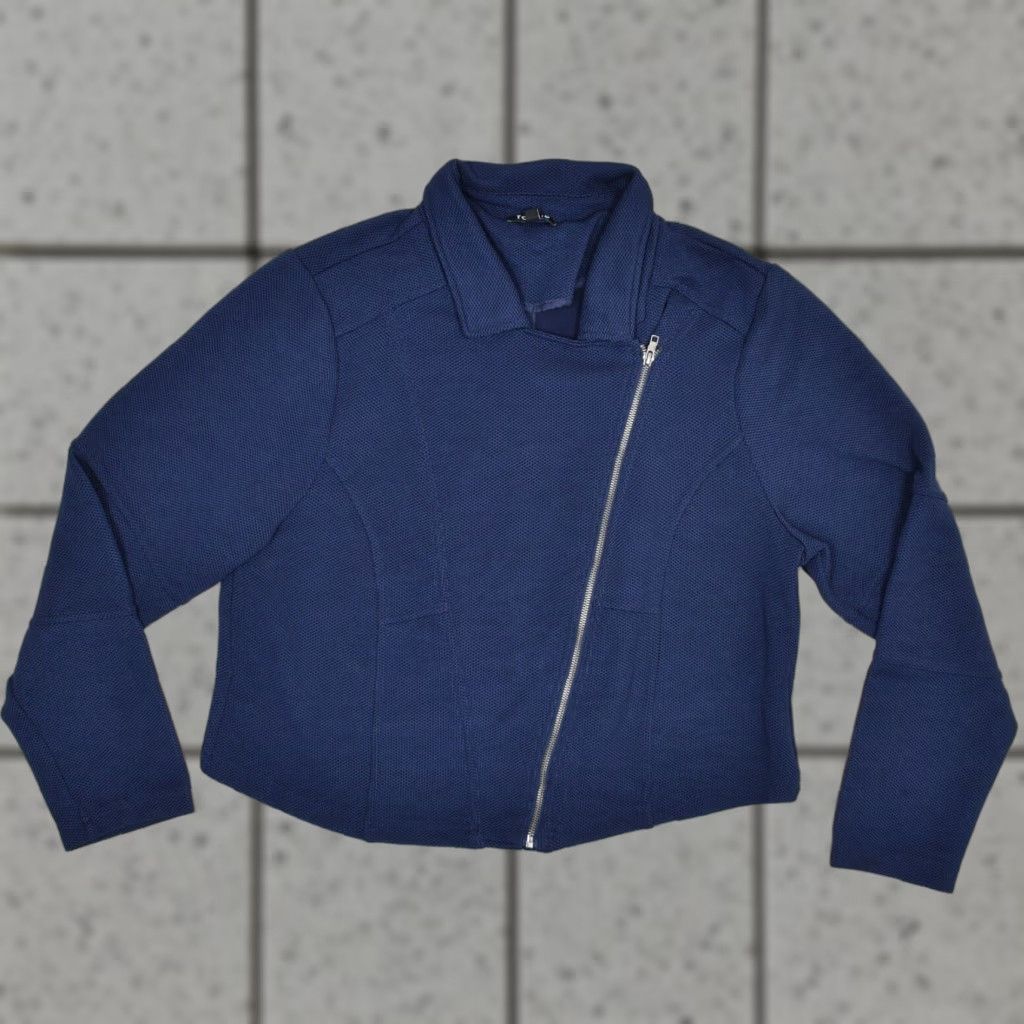 Torrid Torrid Blazer Full Zip Jacket Blue Plus Size 3 Texture Women Solid Polyester Jacket, Basic, 3 Texture, Plus Size Womens Size XS / US 0-2 / IT 36-38 - 1 Thumbnail