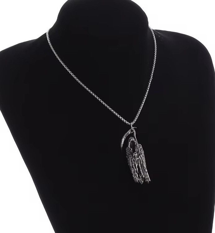 Vintage Vintage Goth Hell Death Necklace Size ONE SIZE - 3 Thumbnail