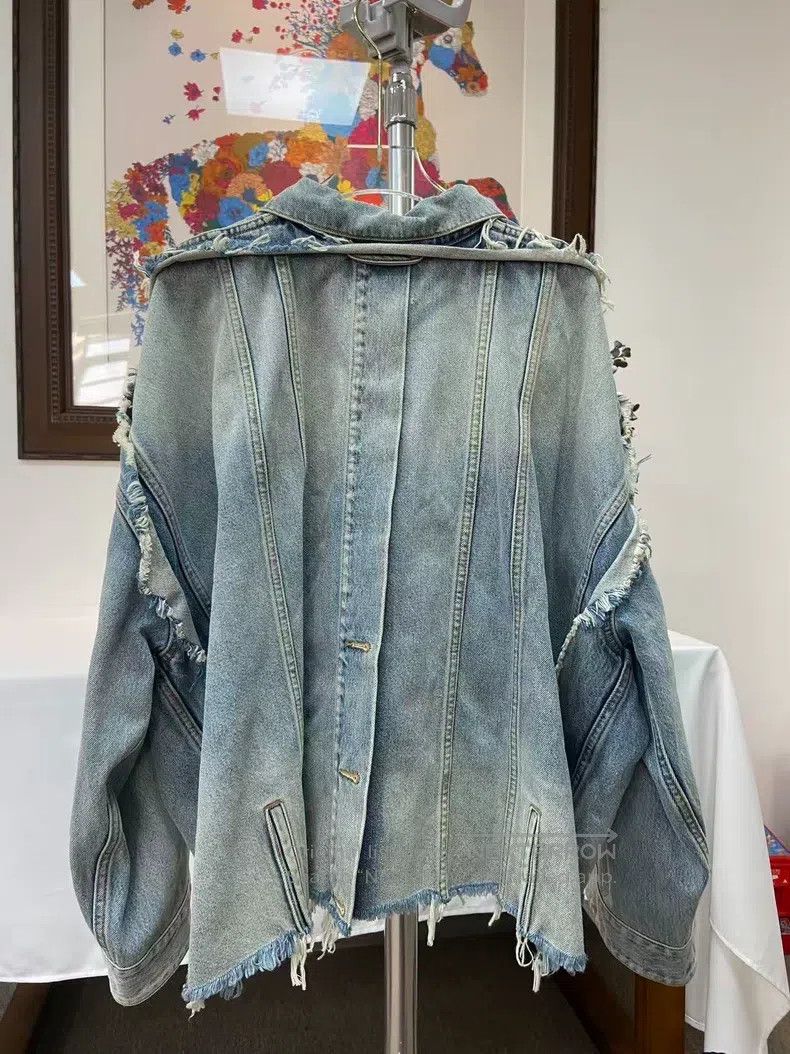 Balenciaga Balenciaga Oversized Patchwork Distressed Denim Jacket Size S / US 4 / IT 40 - 2 Thumbnail