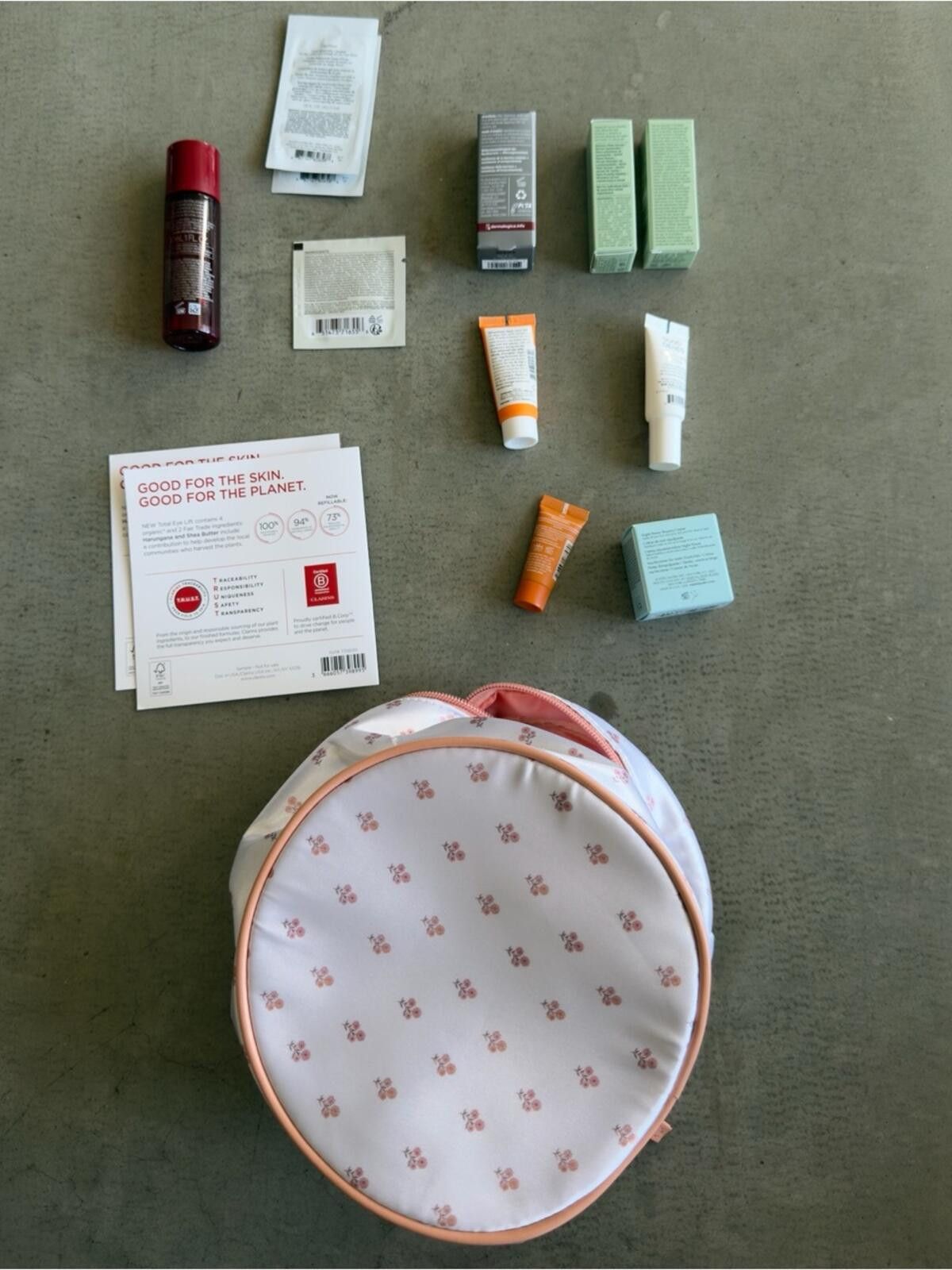 Other Luxury Skincare Minis Bundle / 14pc Samples / Cosmetic Bag Size ONE SIZE - 2 Thumbnail