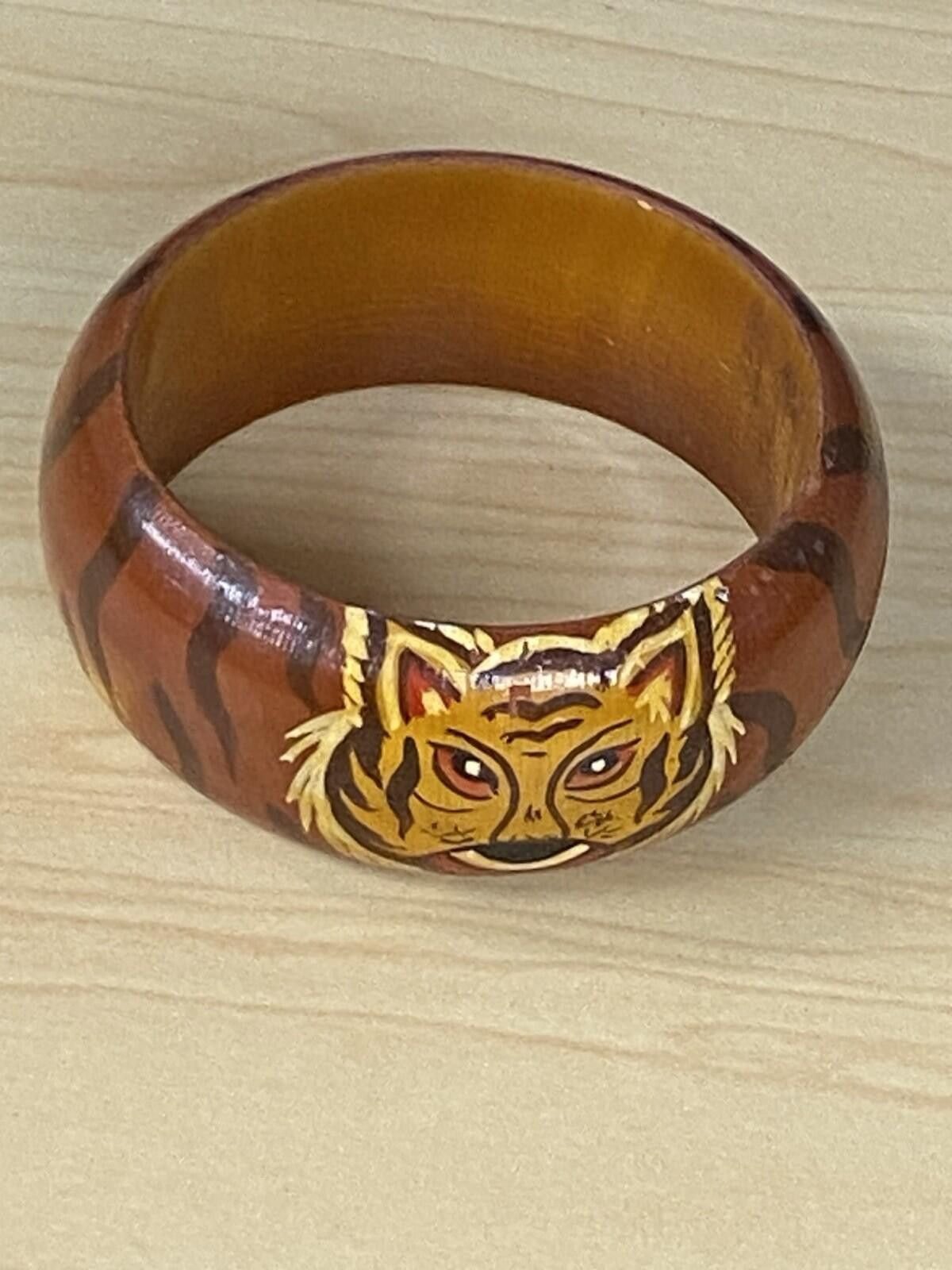 The Unbranded Brand Vintage Wood Bengal Tiger Bangle Bracelet Hand painted Size ONE SIZE - 1 Thumbnail