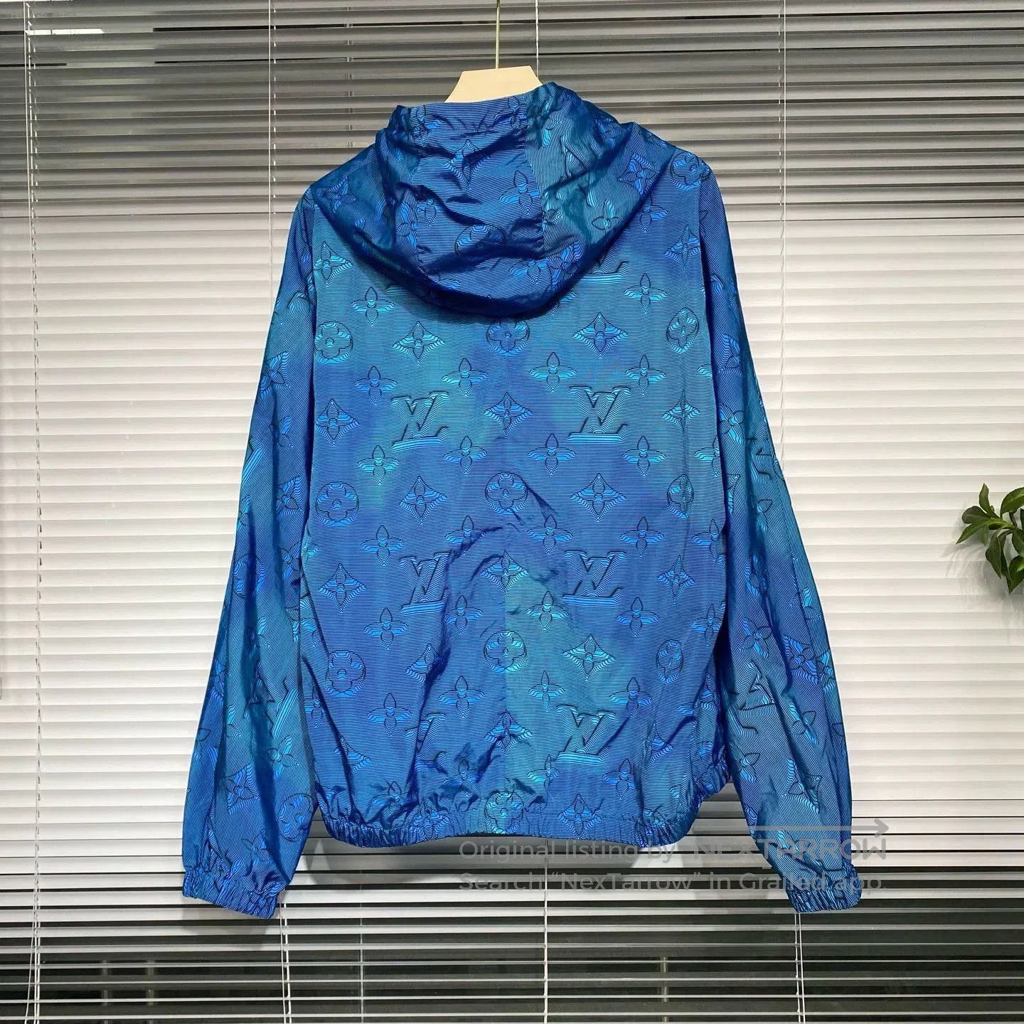 Louis Vuitton Louis Vuitton 2054 Monogram Gradient Blue Windbreaker. Size US XL / EU 56 / 4 - 2 Thumbnail