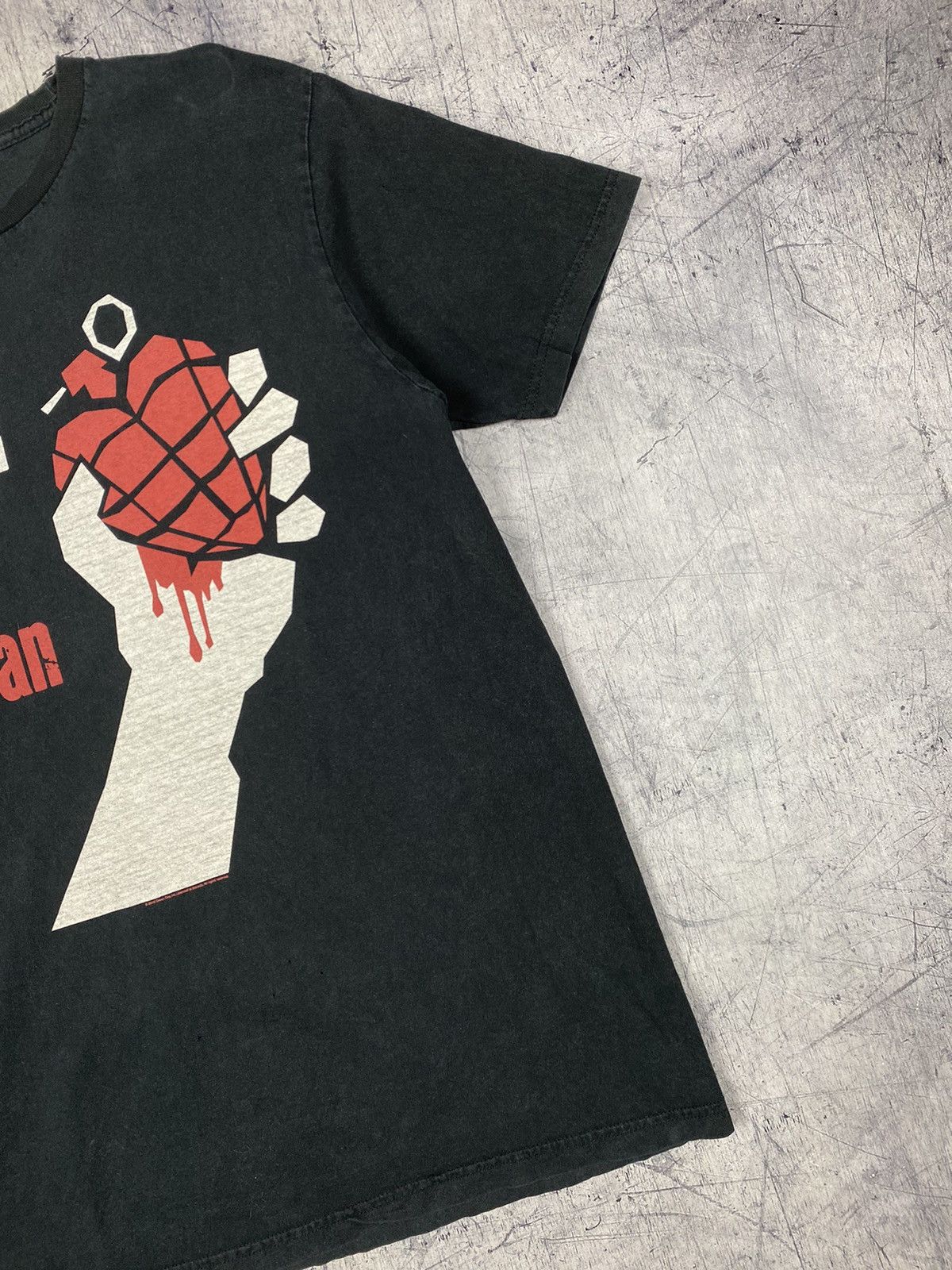 Vintage Vintage Y2K Green Day American Idiot Punk Rock Band 2010 Tee Size US L / EU 52-54 / 3 - 4 Thumbnail