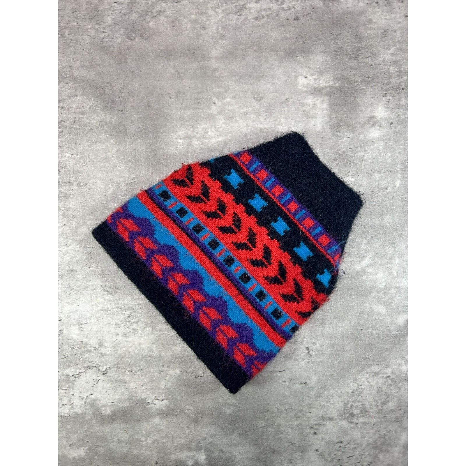 Vintage Vintage 80s/90s Abstract Print Striped Beanie Hat OSFA Size ONE SIZE - 1 Thumbnail